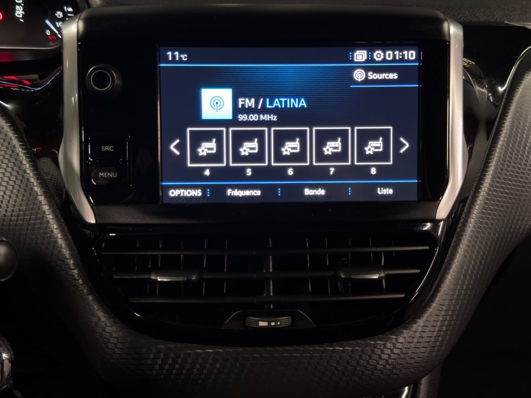 Peugeot 208 PHASE 2 TECH EDITION 1.2 82 Cv APPLE CARPLAY & ANDROID 5 PORTES ECRAN GPS - Garantie 1an