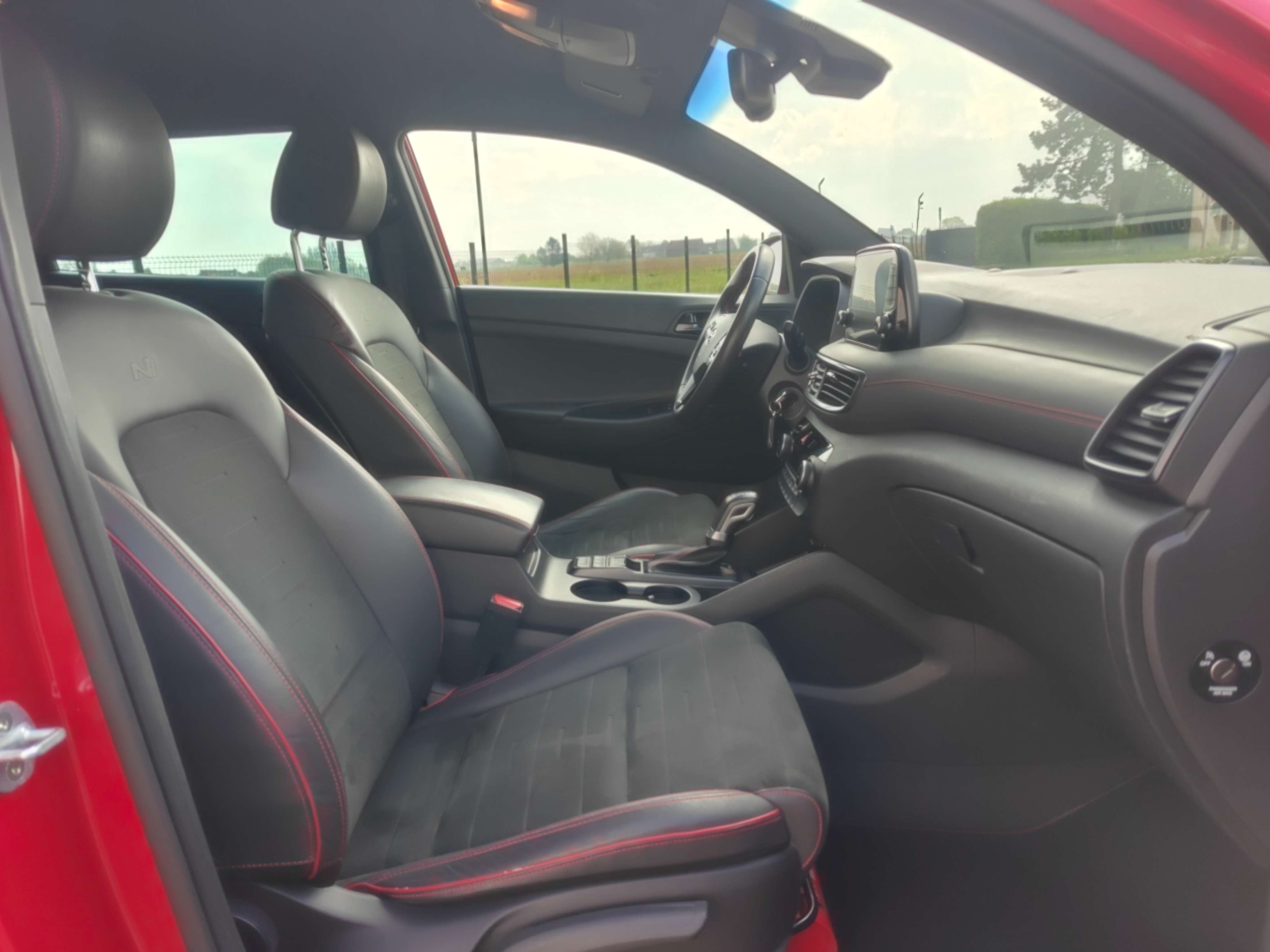 Hyundai TUCSON Tucson 1.6 T-GDi Feel N-Line AUTOMAAT - GPS/ALCANTARA/CARPLAY - 12M GARANTIE