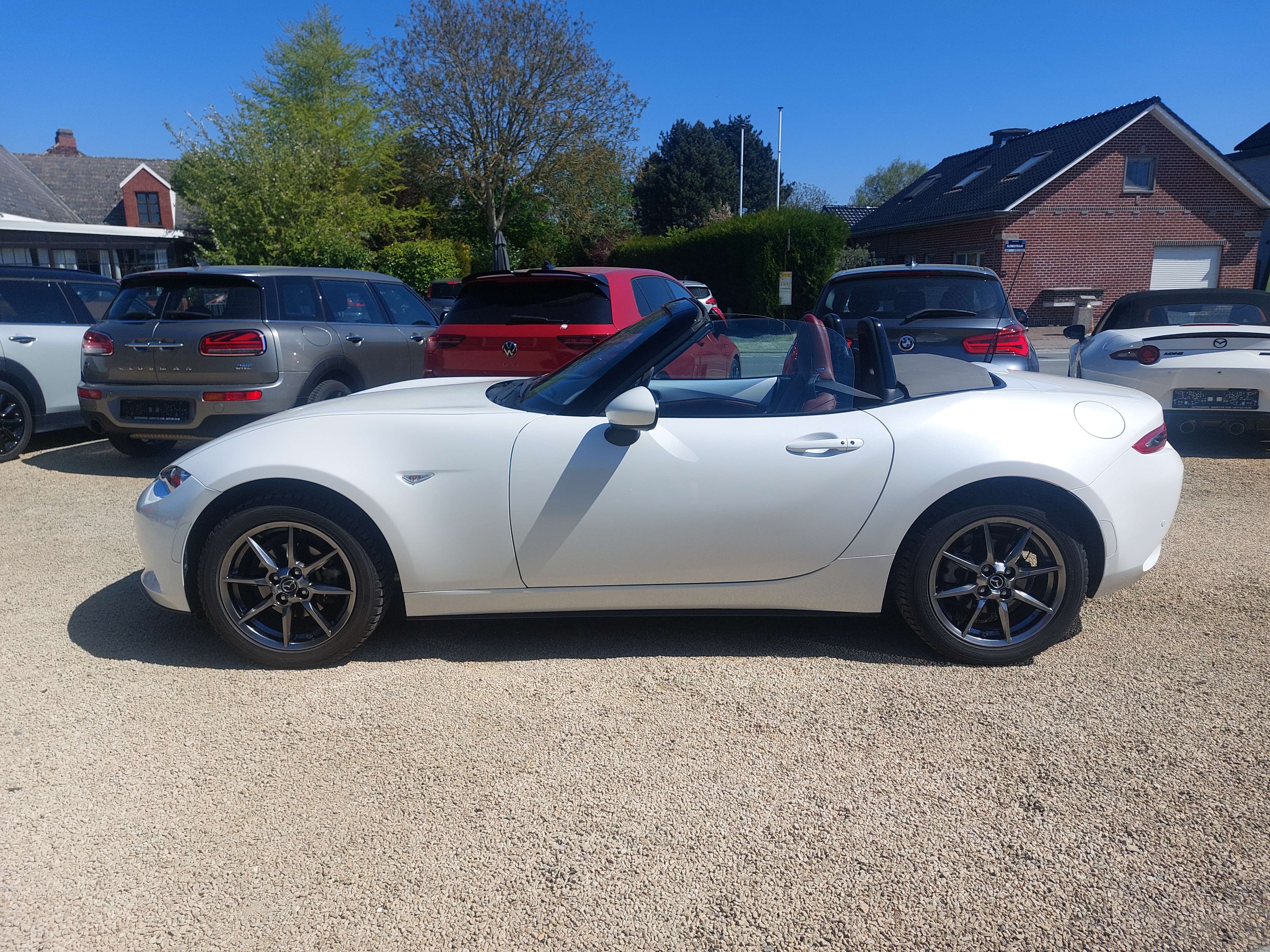 Mazda MX-5 MX-5 1.5i Skyactiv-G * Bordeaux interieur * Grijze softop * NIEUWSTAAT!!!