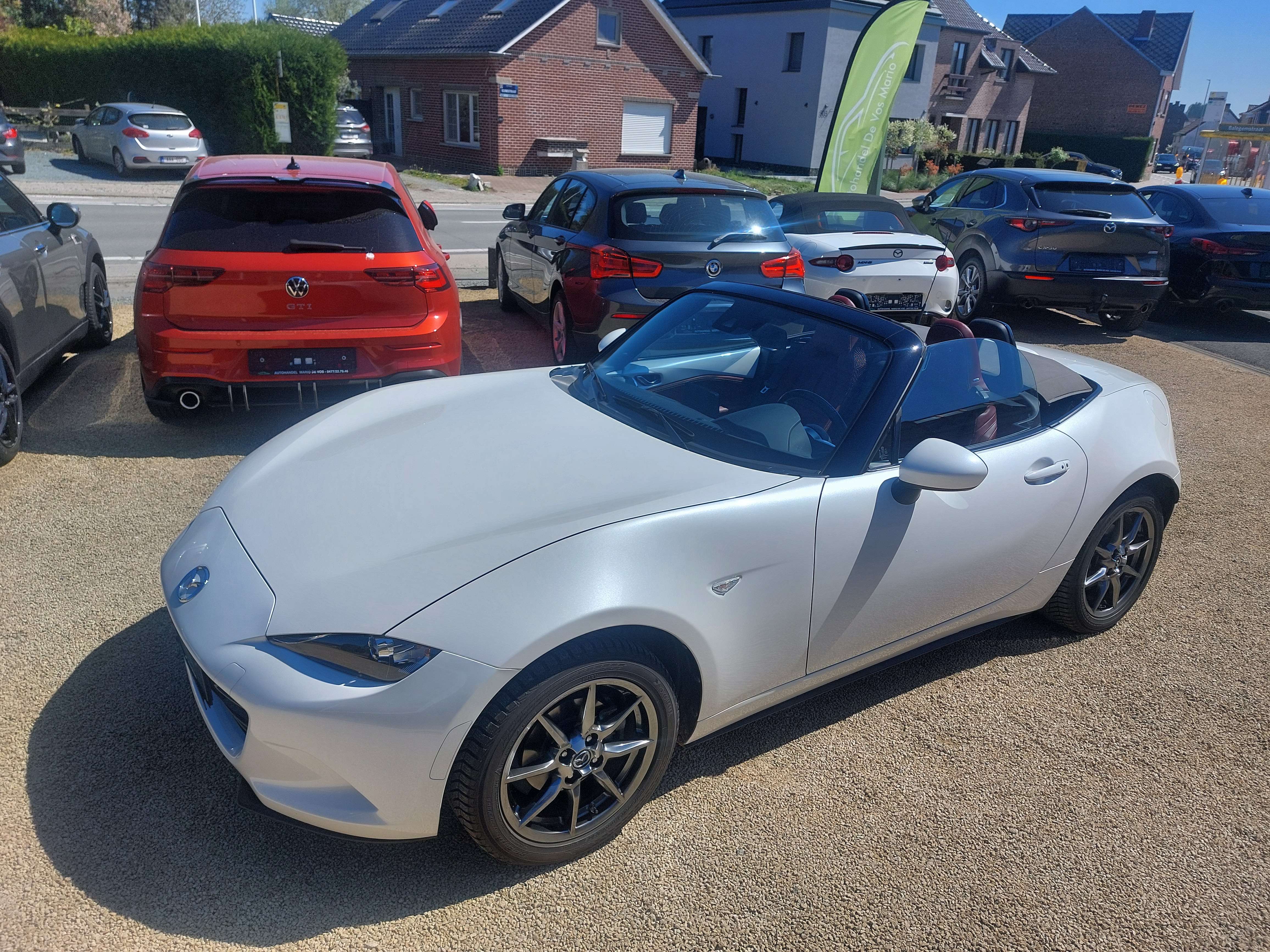 Mazda MX-5 MX-5 1.5i Skyactiv-G * Bordeaux interieur * Grijze softop * NIEUWSTAAT!!!
