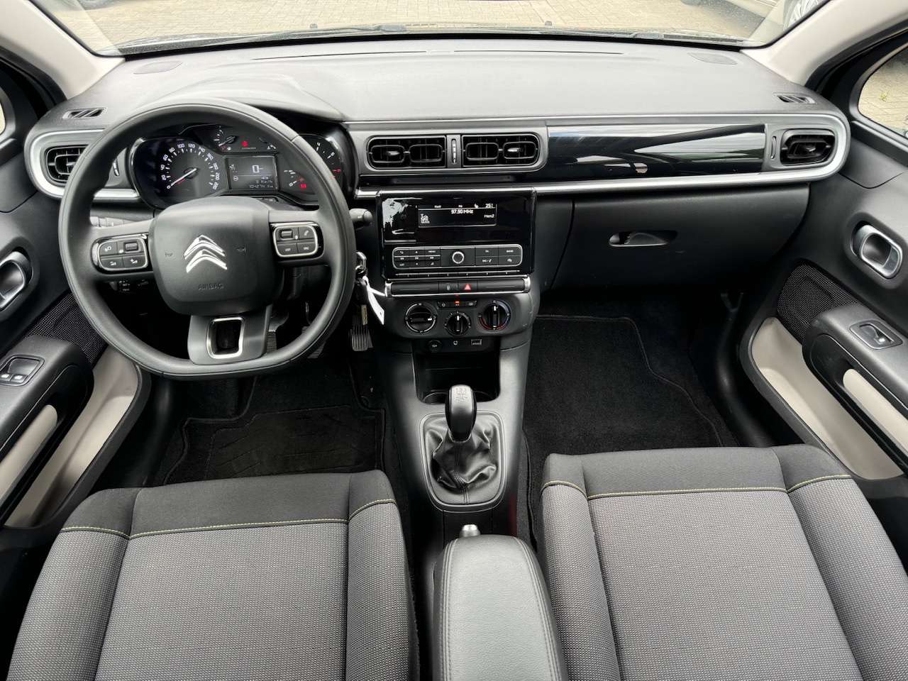 Citroen C3 1.2i Benzine - Airco ** 1 JAAR GARANTIE ** !!