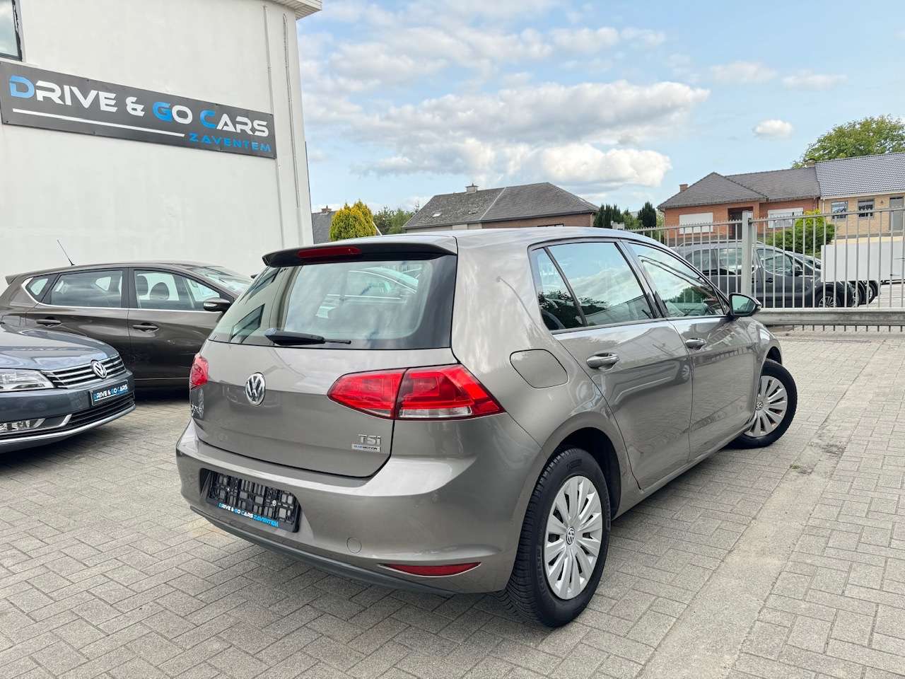 Volkswagen Golf 1.2 TSI BlueMotion ** 1 JAAR GARANTIE ** !!