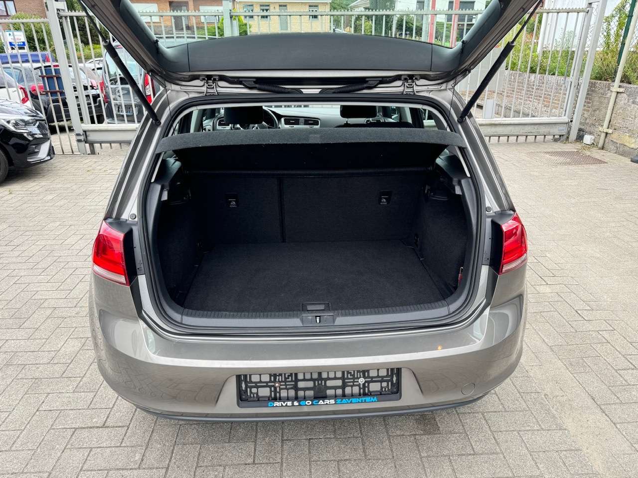 Volkswagen Golf 1.2 TSI BlueMotion ** 1 JAAR GARANTIE ** !!