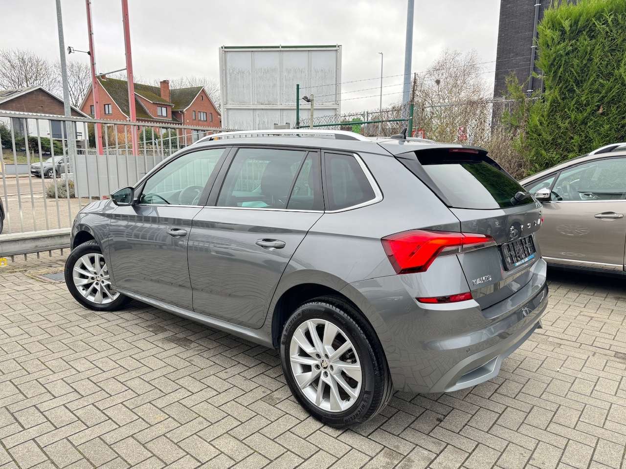 Skoda Kamiq 1.0 TSI DSG - CarPlay ** 1 JAAR GARANTIE ** !!