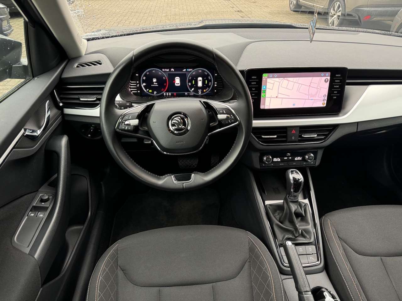 Skoda Kamiq 1.0 TSI DSG - CarPlay ** 1 JAAR GARANTIE ** !!