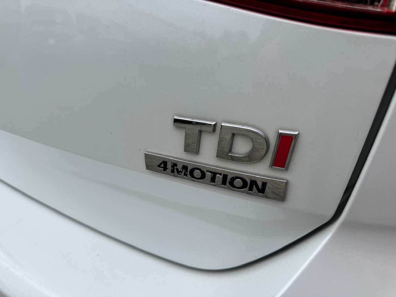 Volkswagen Golf 1.6 CR TDi 4Motion Highline ** 1 JAAR GARANTIE **