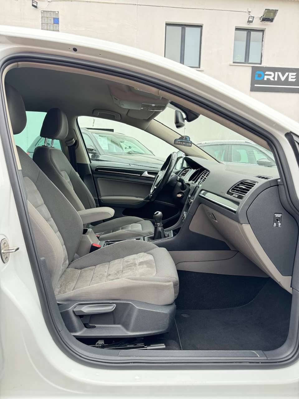 Volkswagen Golf 1.6 CR TDi 4Motion Highline ** 1 JAAR GARANTIE **
