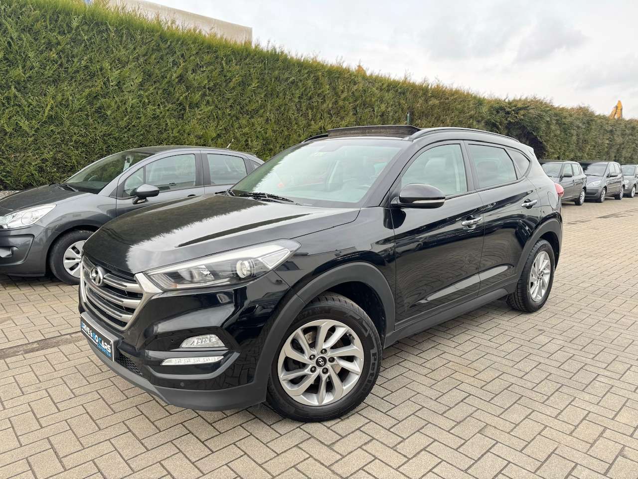 Hyundai TUCSON 1.7 CRDi 2WD Launch Edition - Panoramische dak