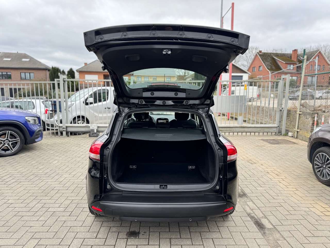 Renault Clio 0.9 TCe BASS REFLEX ** 1 JAAR GARANTIE ** !!