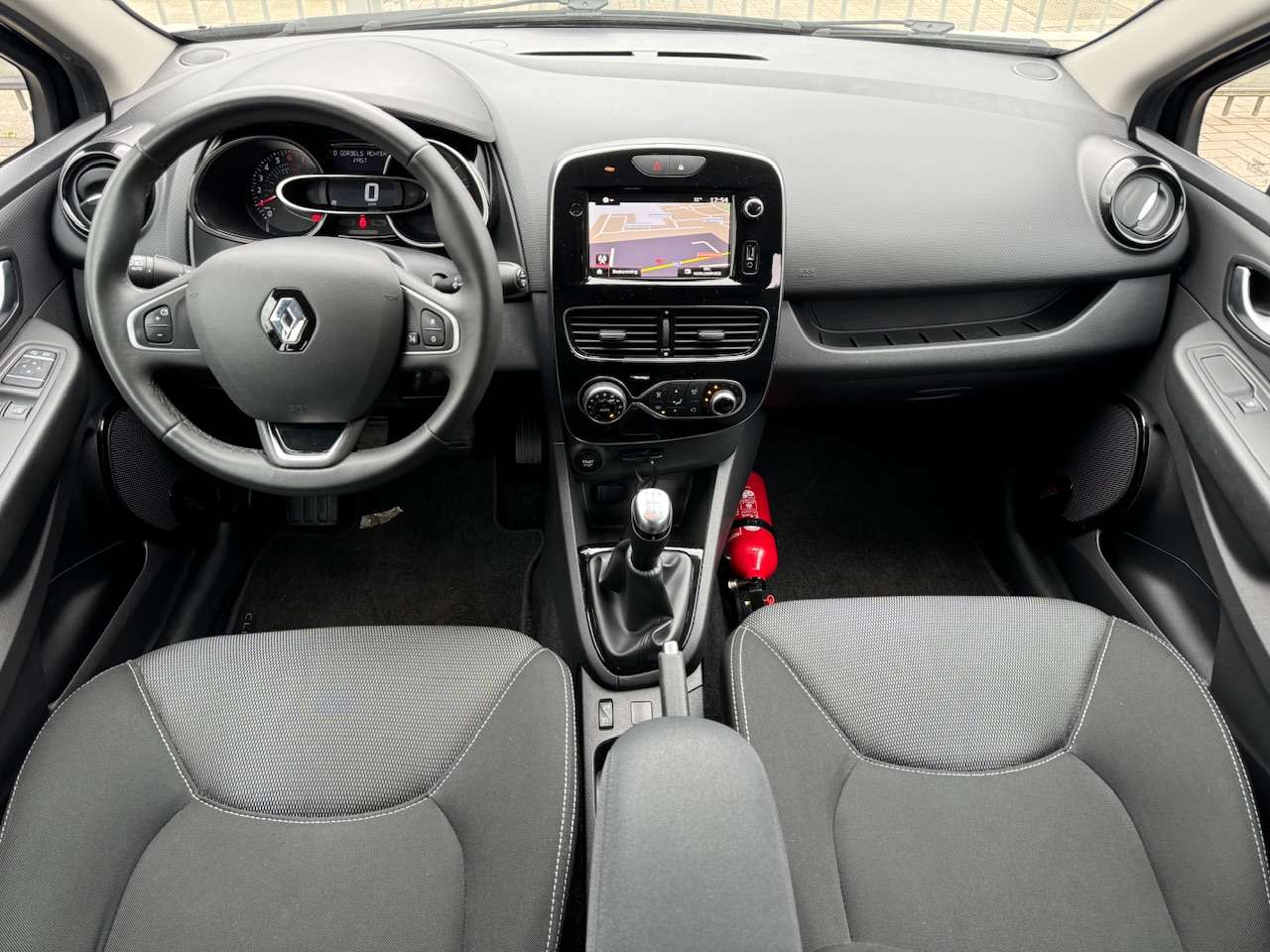 Renault Clio 0.9 TCe BASS REFLEX ** 1 JAAR GARANTIE ** !!