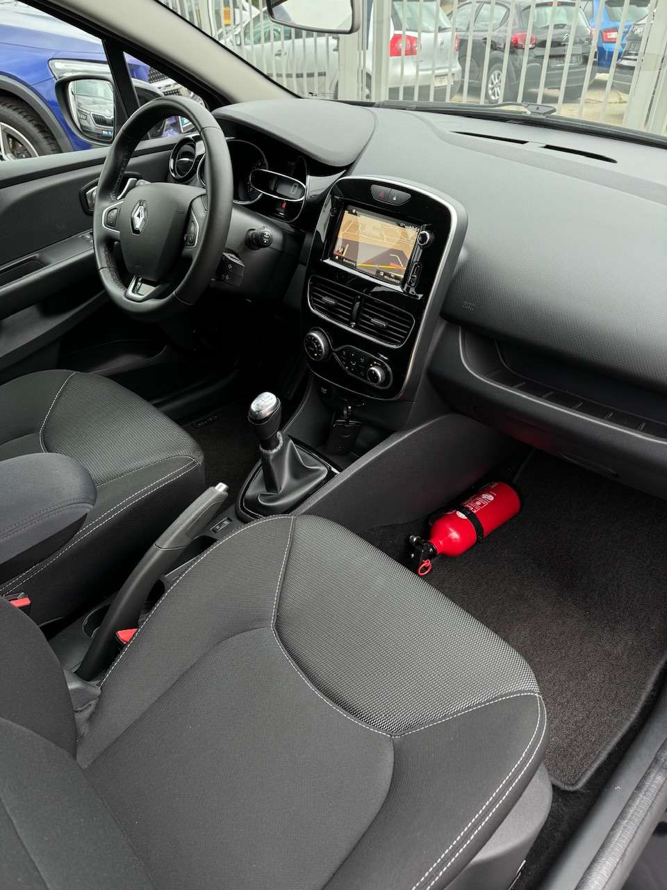 Renault Clio 0.9 TCe BASS REFLEX ** 1 JAAR GARANTIE ** !!