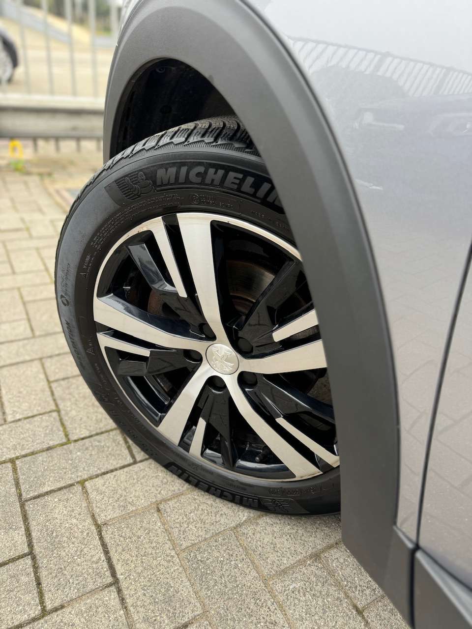 Peugeot 5008 1.5 BlueHDi - 7 Plaatsen ** 1 JAAR GARANTIE ** !!