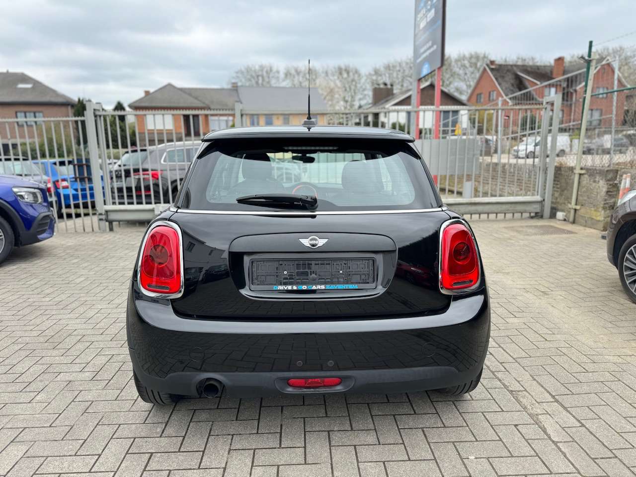 MINI One D 1.5 D One - Navigatie ** 1 JAAR GARANTIE ** !!