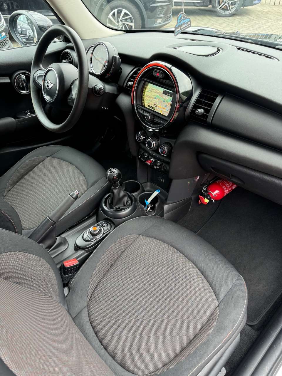 MINI One D 1.5 D One - Navigatie ** 1 JAAR GARANTIE ** !!