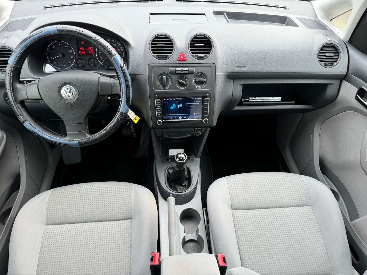 Volkswagen Caddy 1.4i Benzine - CarPlay ** 1 JAAR GARANTIE ** !!