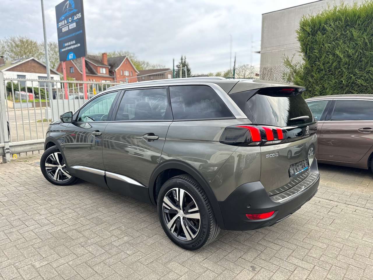 Peugeot 5008 BlueHDi 130 EAT8 Allure ** 1 JAAR GARANTIE ** !!