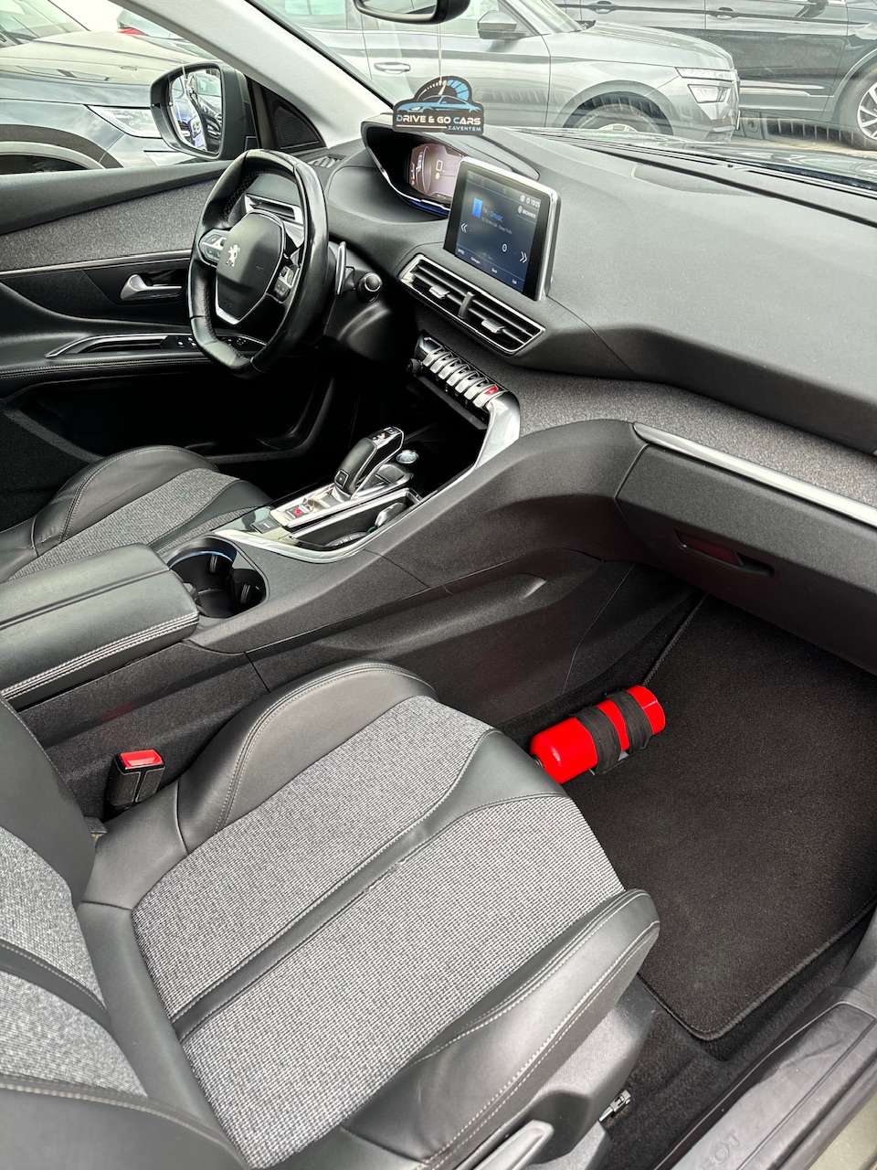 Peugeot 5008 BlueHDi 130 EAT8 Allure ** 1 JAAR GARANTIE ** !!
