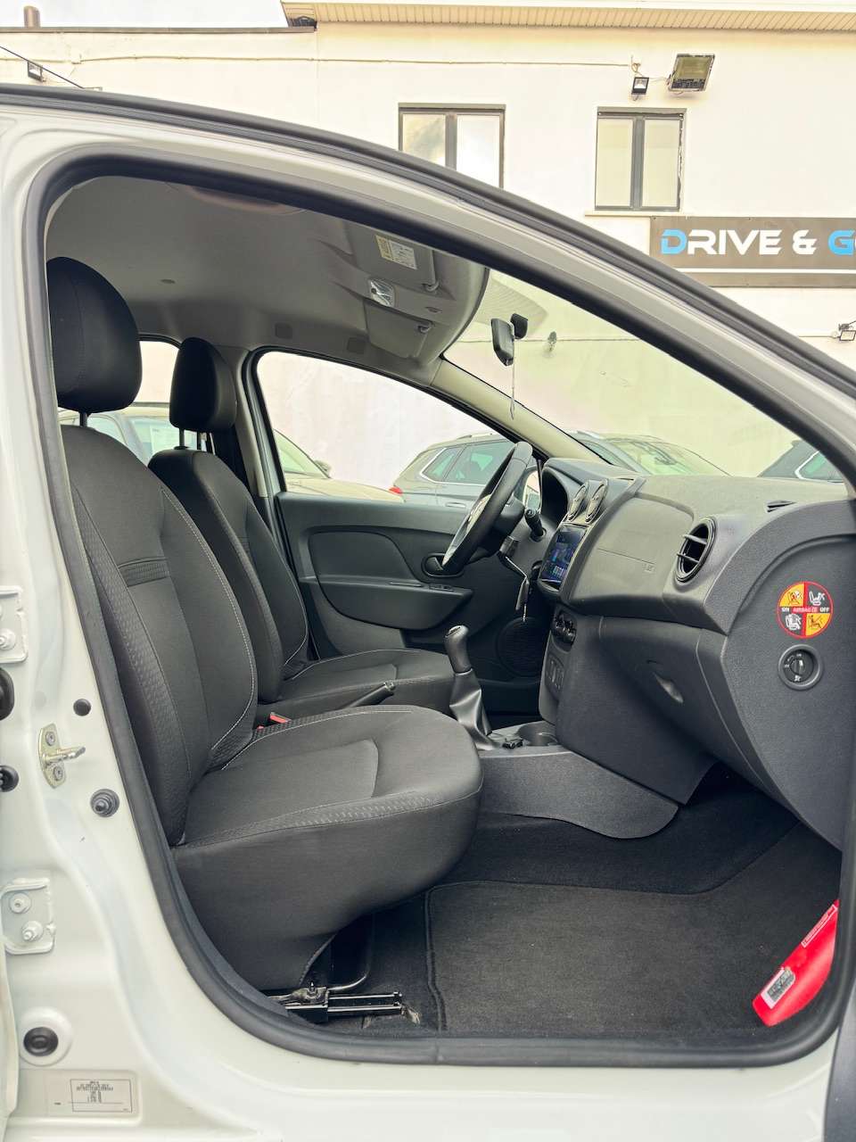 Dacia Sandero 1.0i SCe Benzine - CarPlay ** 1 JAAR GARANTIE ** !!