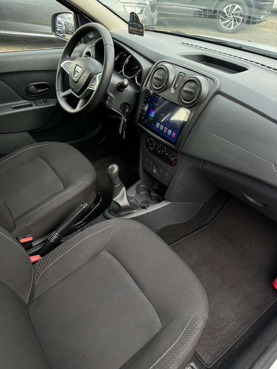 Dacia Sandero 1.0i SCe Benzine - CarPlay ** 1 JAAR GARANTIE ** !!
