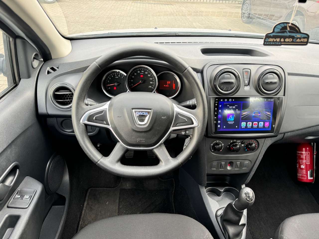 Dacia Sandero 1.0i SCe Benzine - CarPlay ** 1 JAAR GARANTIE ** !!
