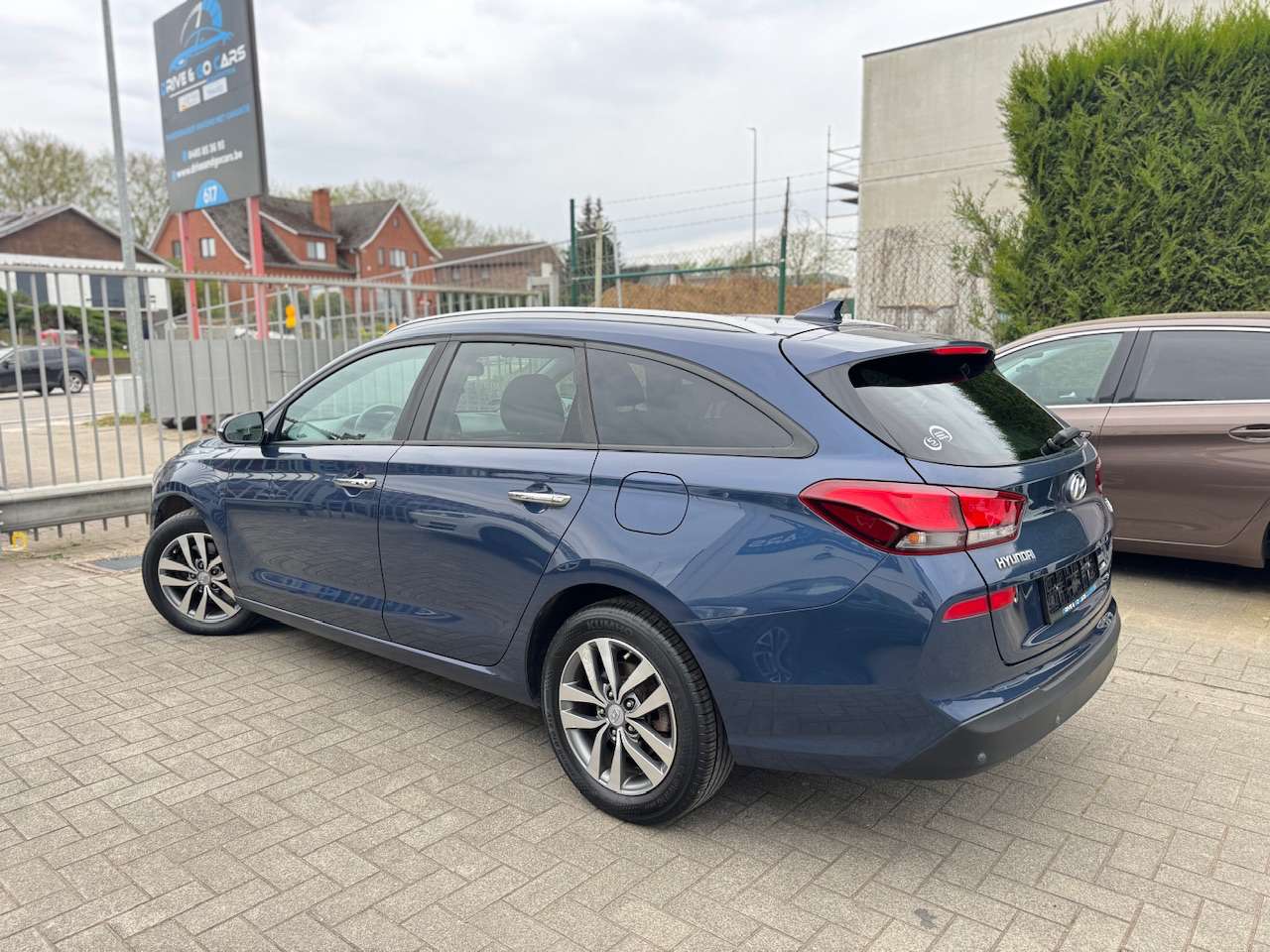 Hyundai i30 SW 1.0 T-GDi Sky - CarPlay ** 1 JAAR GARANTIE ** !!