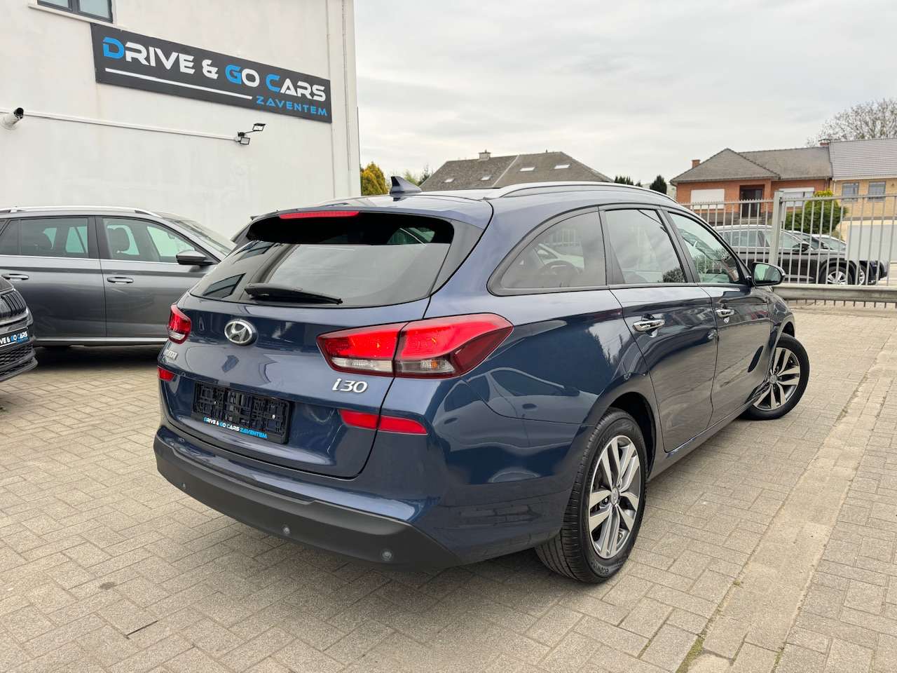Hyundai i30 SW 1.0 T-GDi Sky - CarPlay ** 1 JAAR GARANTIE ** !!