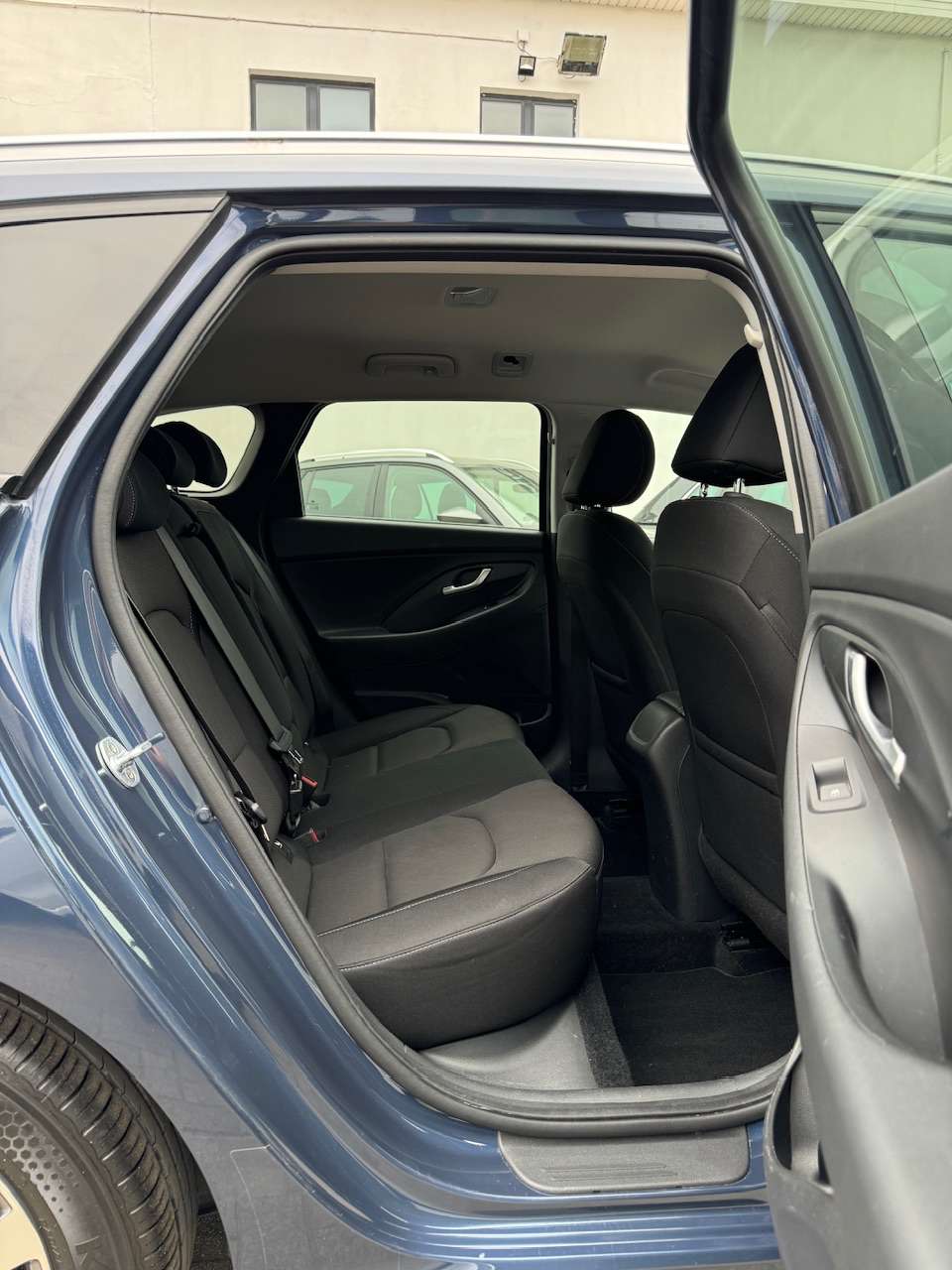 Hyundai i30 SW 1.0 T-GDi Sky - CarPlay ** 1 JAAR GARANTIE ** !!