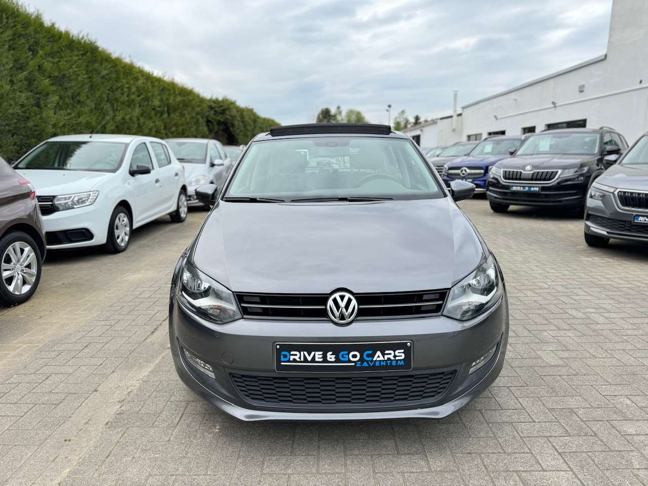 Volkswagen Polo 1.2i Highline - CarPlay - Pano Dak ** 1 JAAR GARANTIE ** !!