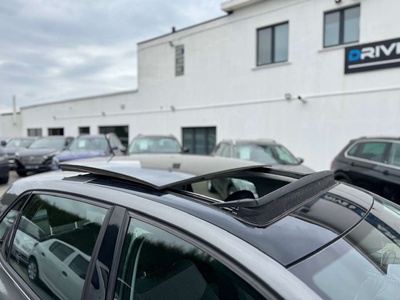 Volkswagen Polo 1.2i Highline - CarPlay - Pano Dak ** 1 JAAR GARANTIE ** !!