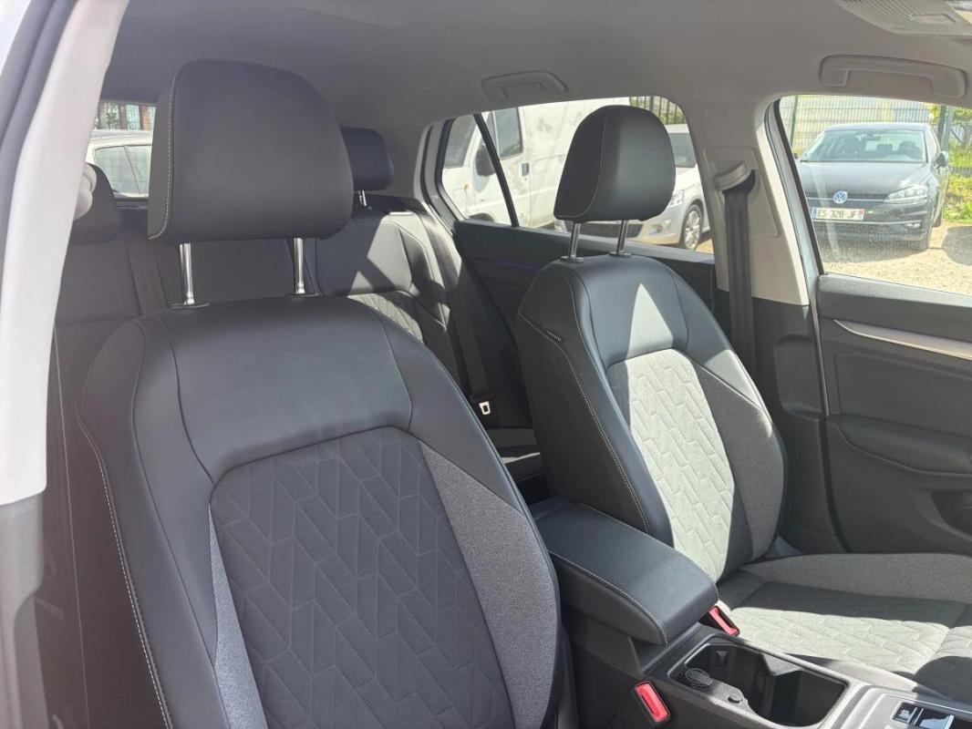 Volkswagen Golf VIII 2.0 TDi 150 cv FAIBLE KILOMETRAGE - VIDANGE OK CARPLAY SANS FIL-CAMERA/RADAR
