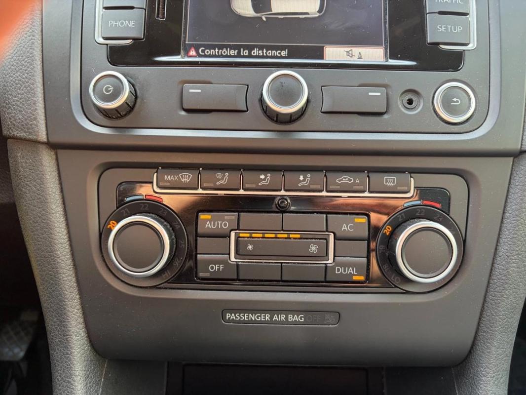 Volkswagen Golf VI 1.6 TDI 105 cv COURROIE DE DISTRIBUTION OK - VIDANGE RADAR RECUL GPS