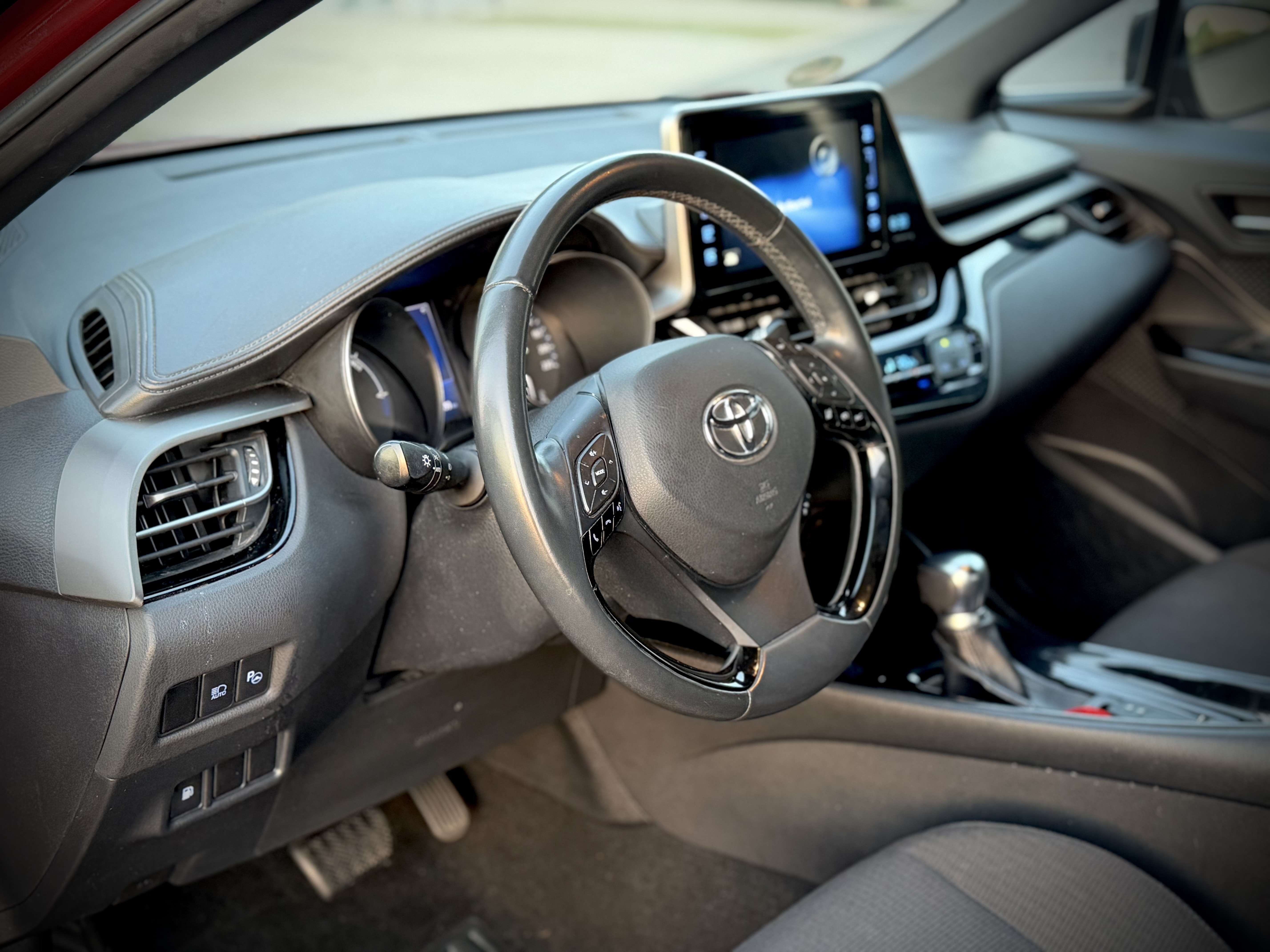Toyota C-HR C-HR Hybrid 1.8i VVT-i C-Hic E-CVT