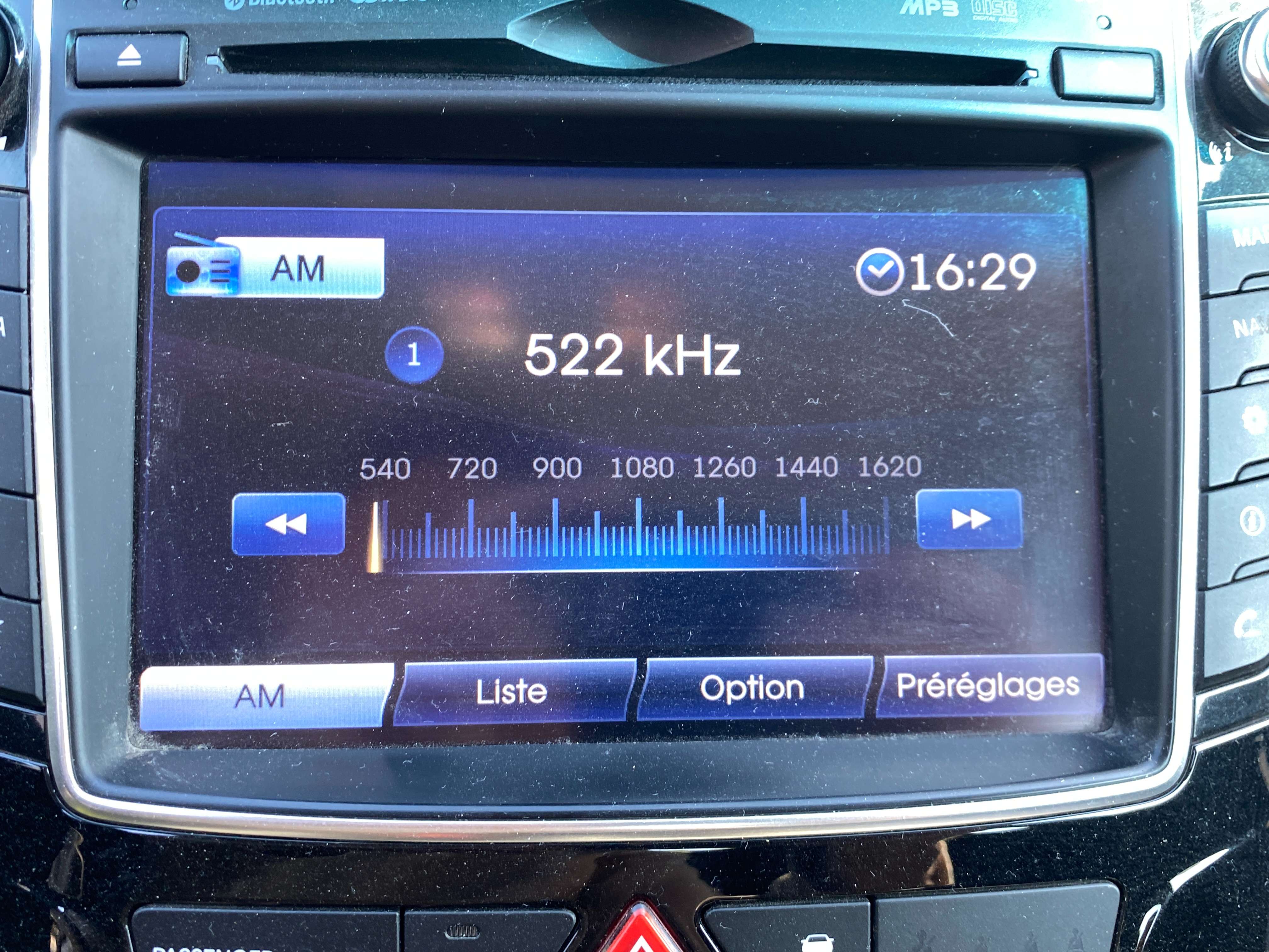 Hyundai i30 i30 SW 1.6 CRDi **EXPORT ou MARCHAND** PDC ARR/GPS