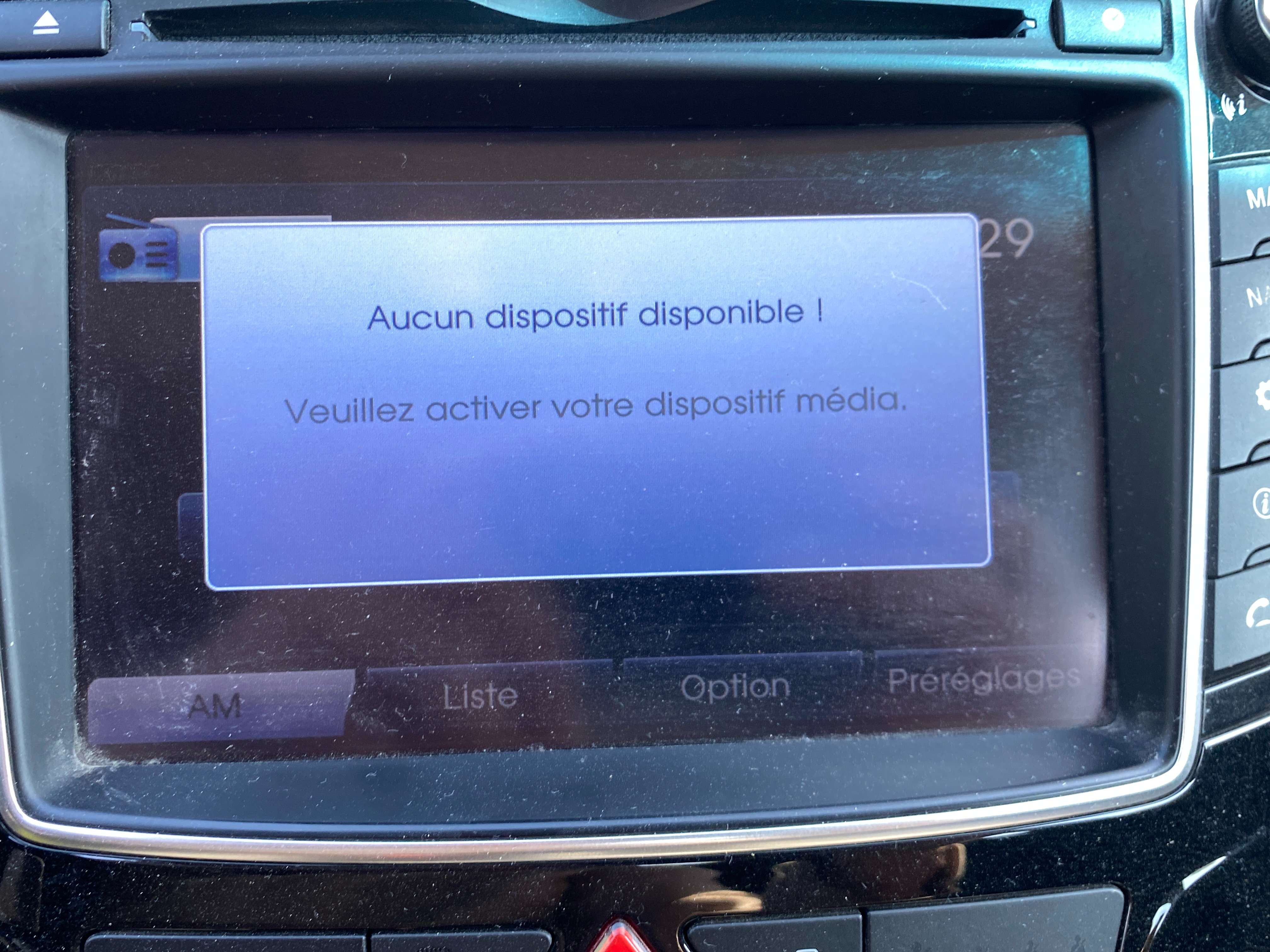 Hyundai i30 i30 SW 1.6 CRDi **EXPORT ou MARCHAND** PDC ARR/GPS