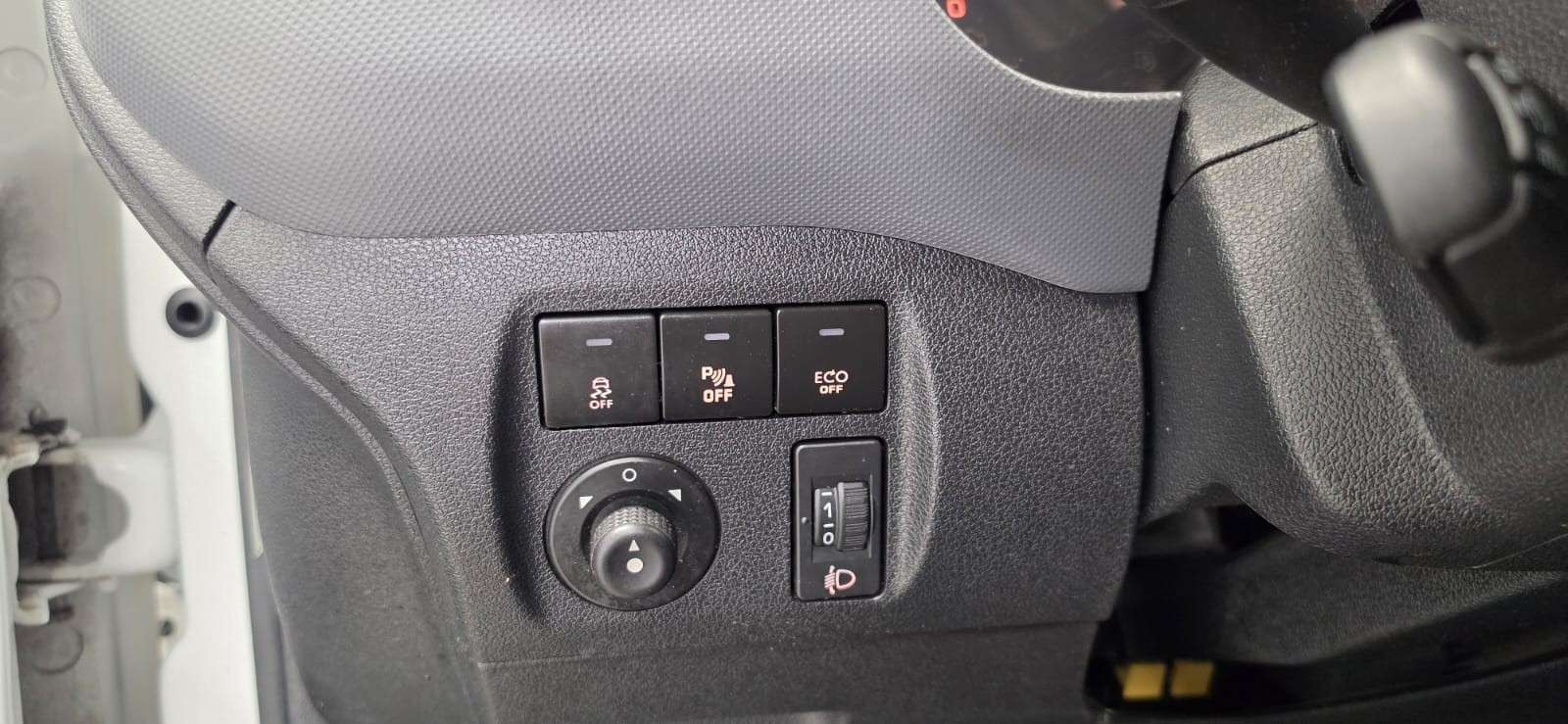 Peugeot Partner 3 Places**GPS**Attache remorque