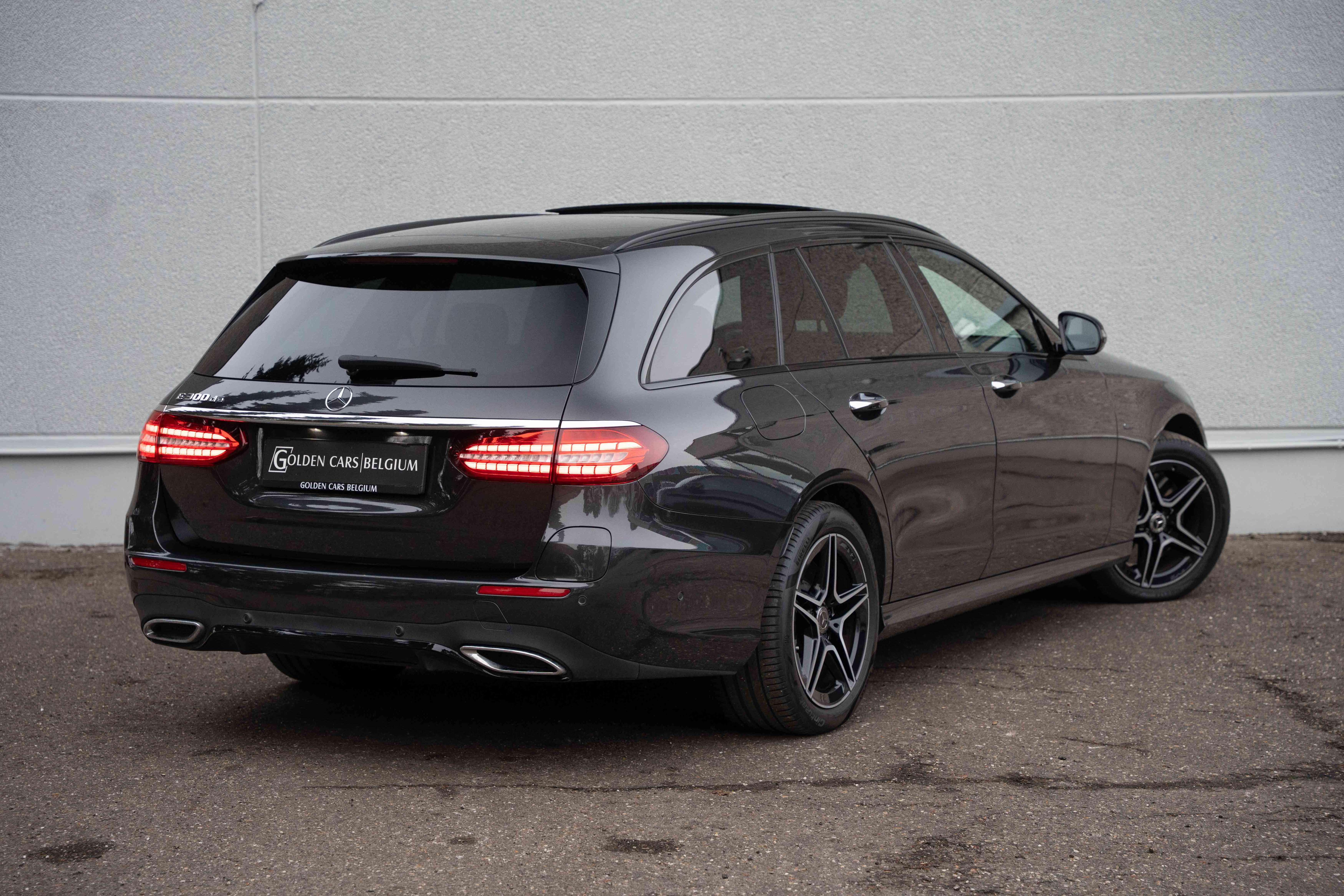 Mercedes-Benz E 300 de Touring AMG/PANO/MULTIBEAM/HUD/BURMESTER/NAPPA/360°