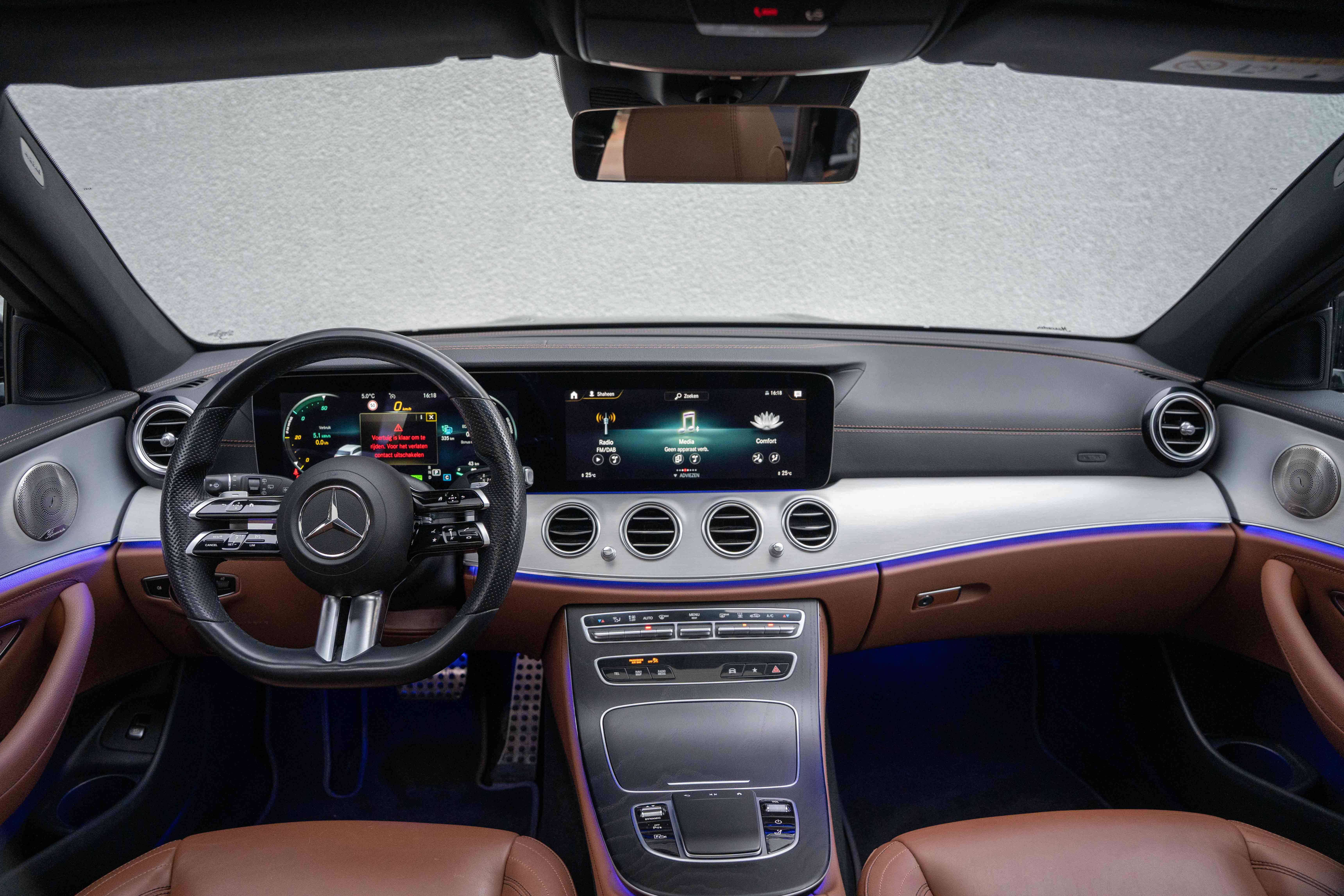 Mercedes-Benz E 300 de Touring AMG/PANO/MULTIBEAM/HUD/BURMESTER/NAPPA/360°
