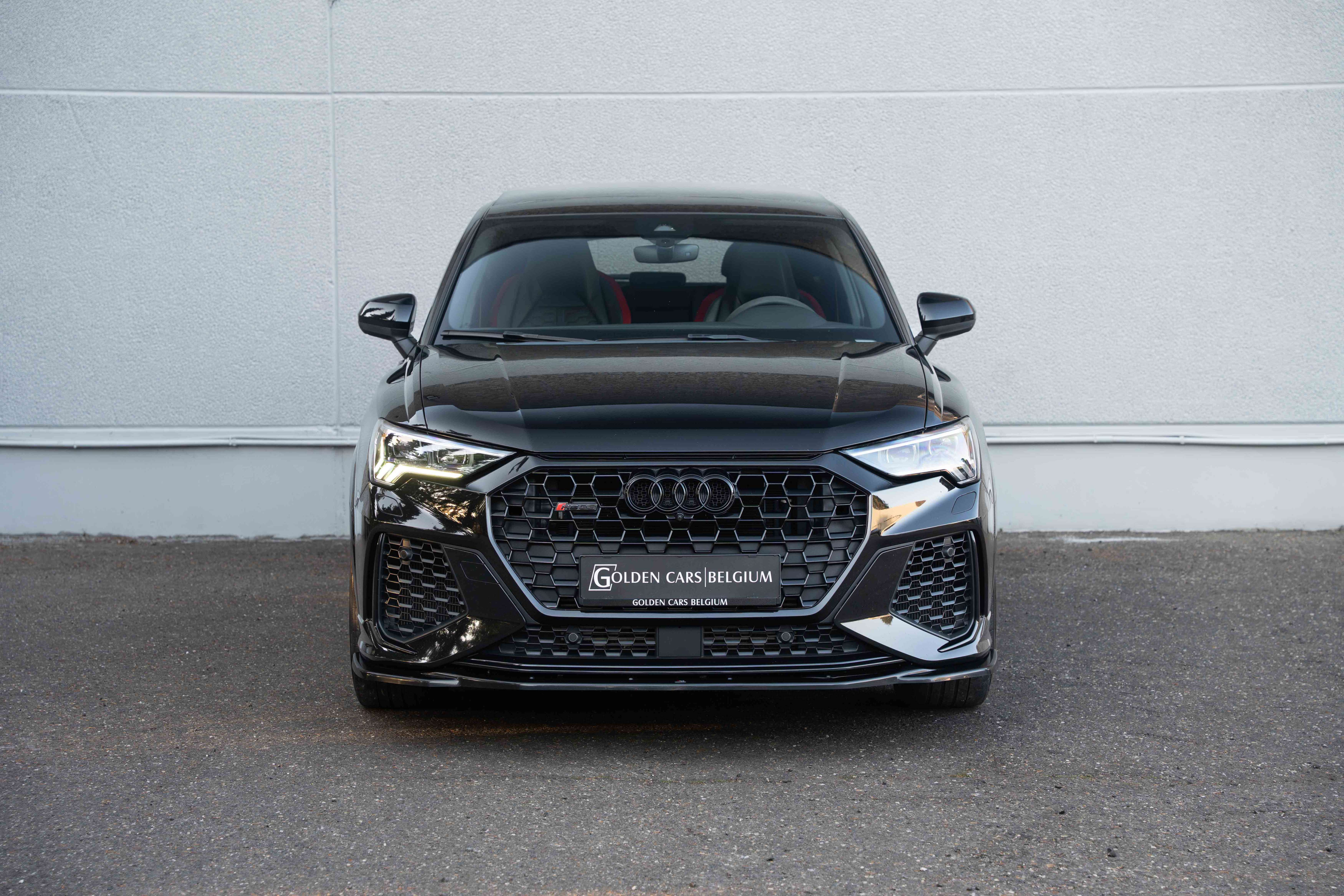 Audi RS Q3 Sportback 2.5 TFSI MATRIX/PANO/MAXTON/SONOS3D/AMBIENTE/360°/CARPLAY