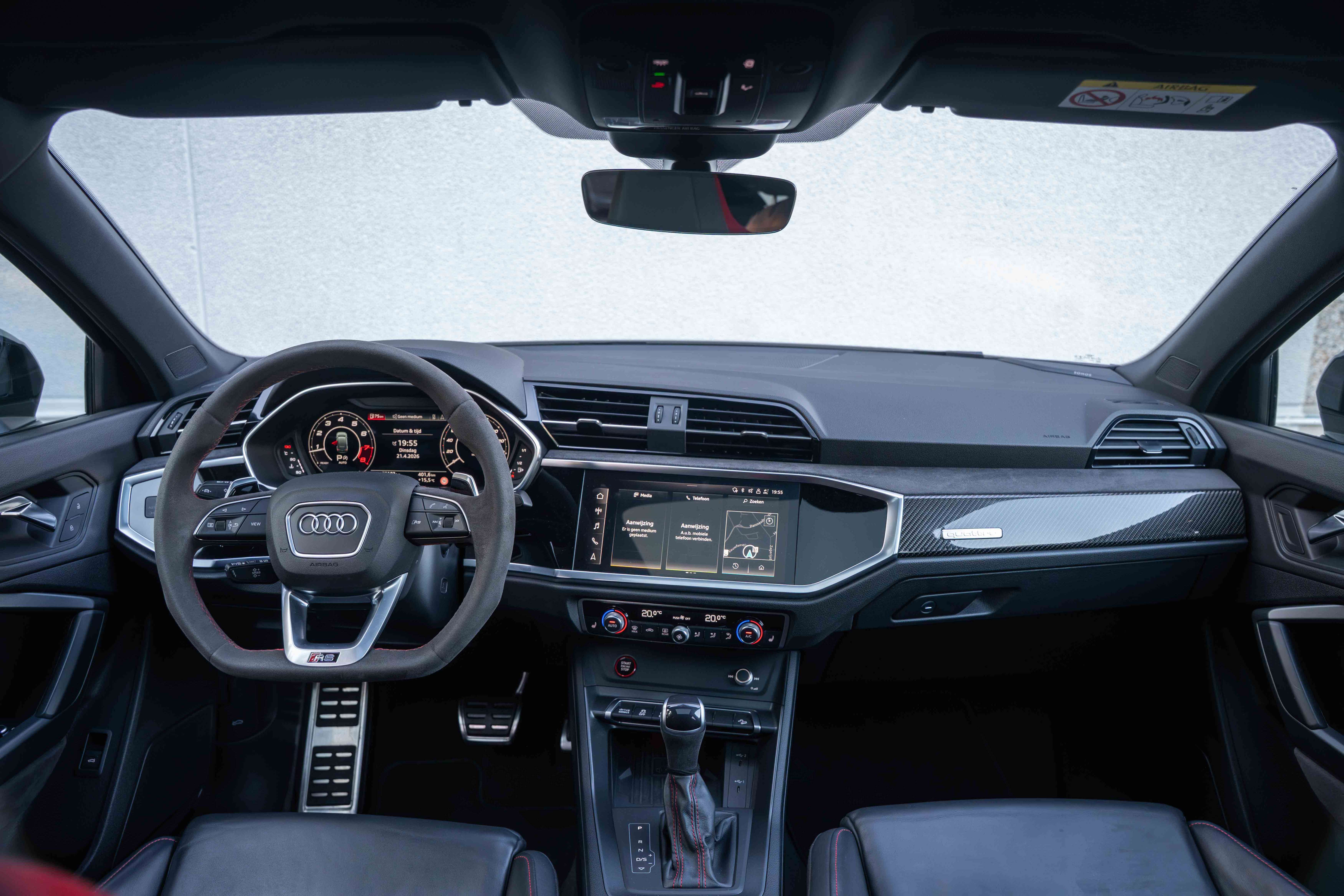 Audi RS Q3 Sportback 2.5 TFSI MATRIX/PANO/MAXTON/SONOS3D/AMBIENTE/360°/CARPLAY
