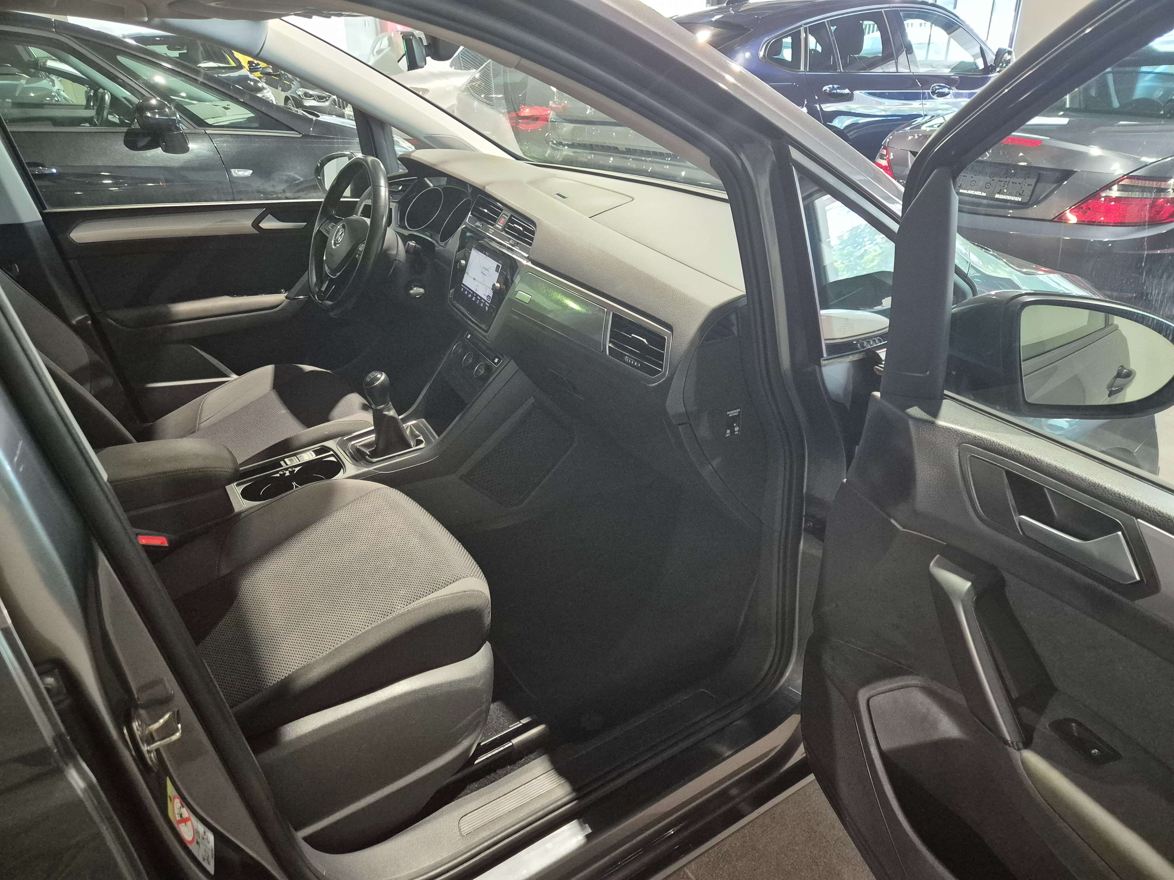 Volkswagen Touran Touran 1.6 TDi SCR Sound