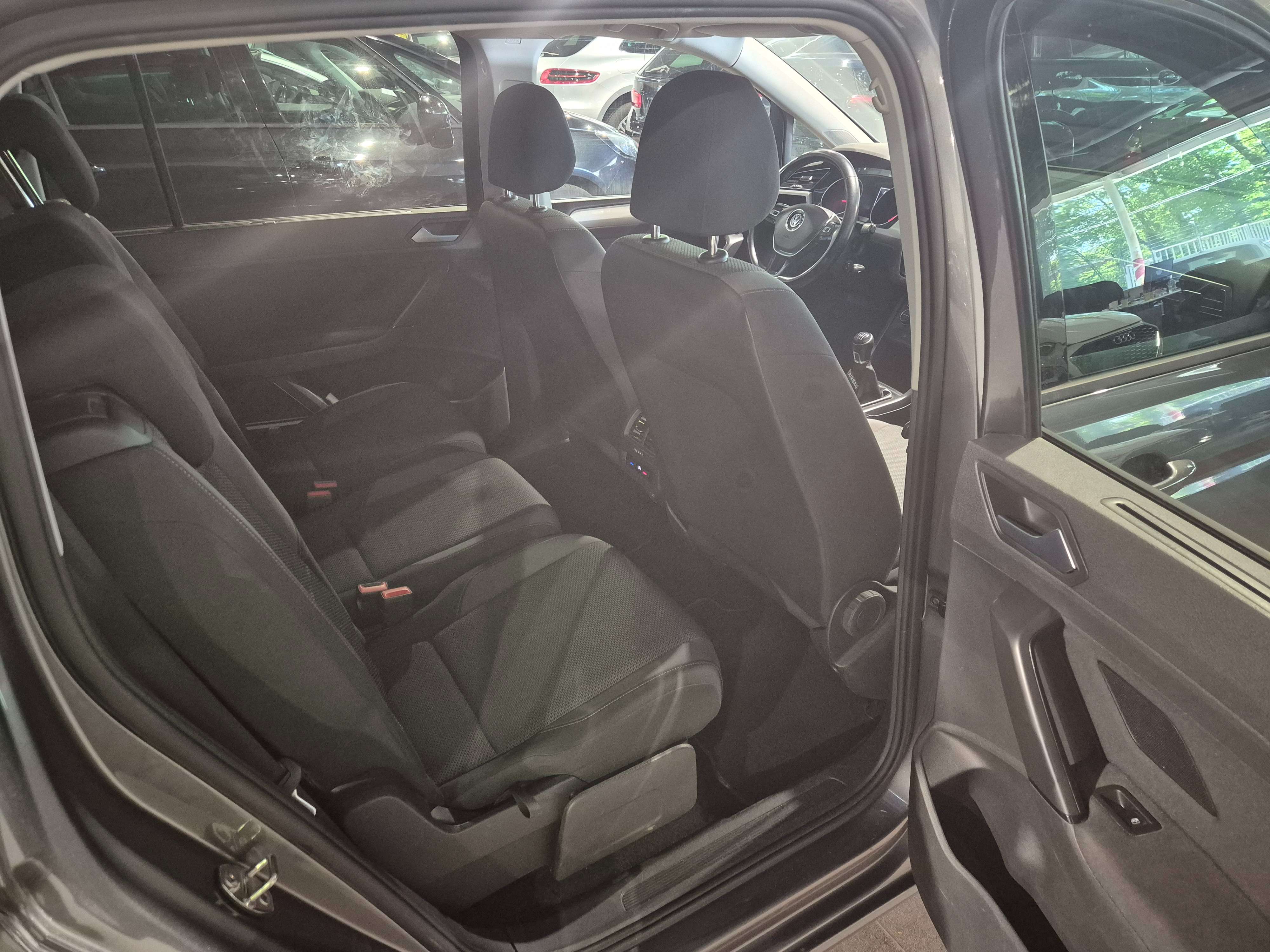 Volkswagen Touran Touran 1.6 TDi SCR Sound