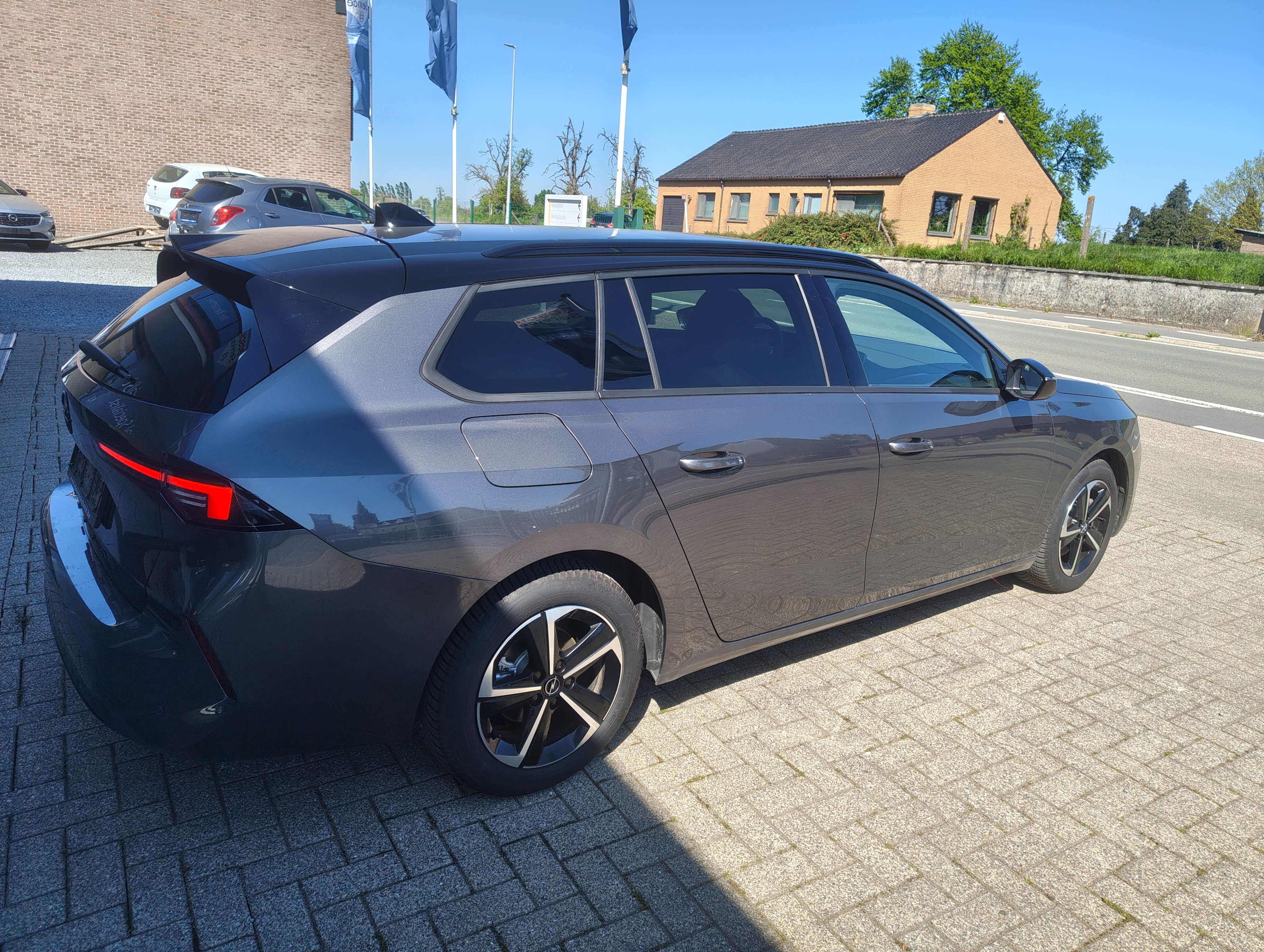 Opel Astra Astra Sports Tourer 1.2 Hybryde (B/E)  GS Open Dak+trekhaak