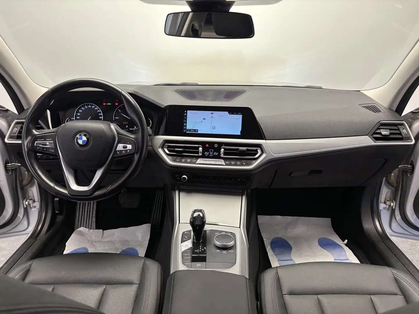 BMW 318 Touring dA *CARPLAY*SIEGE CHAUFF*CAPTEUR*GARANTIE*