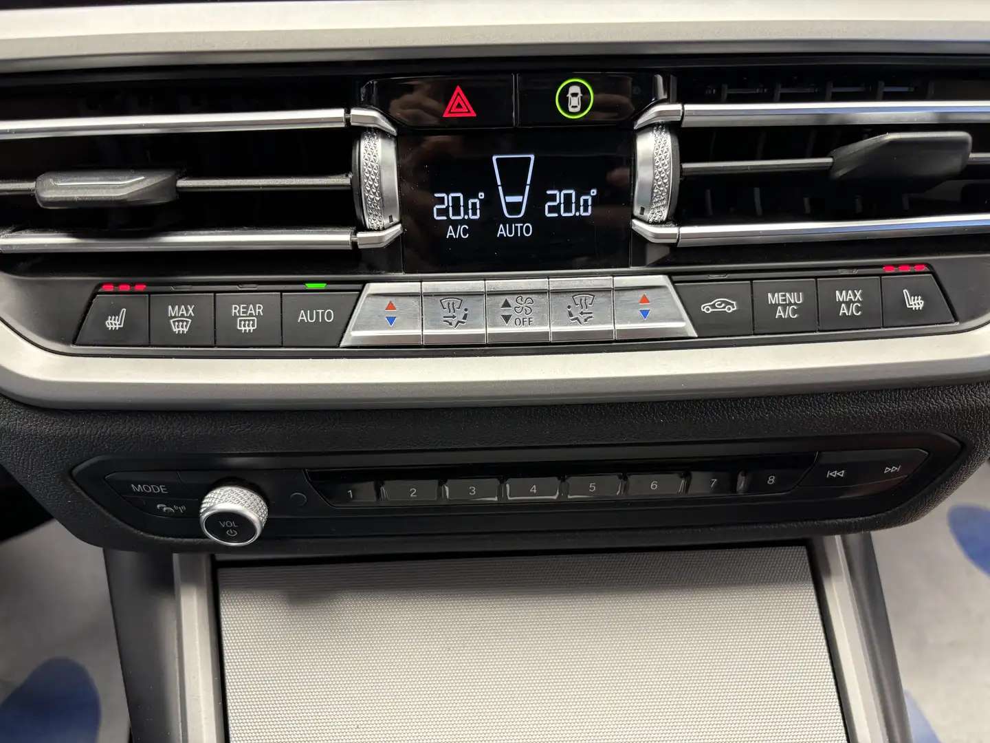BMW 318 Touring dA *CARPLAY*SIEGE CHAUFF*CAPTEUR*GARANTIE*