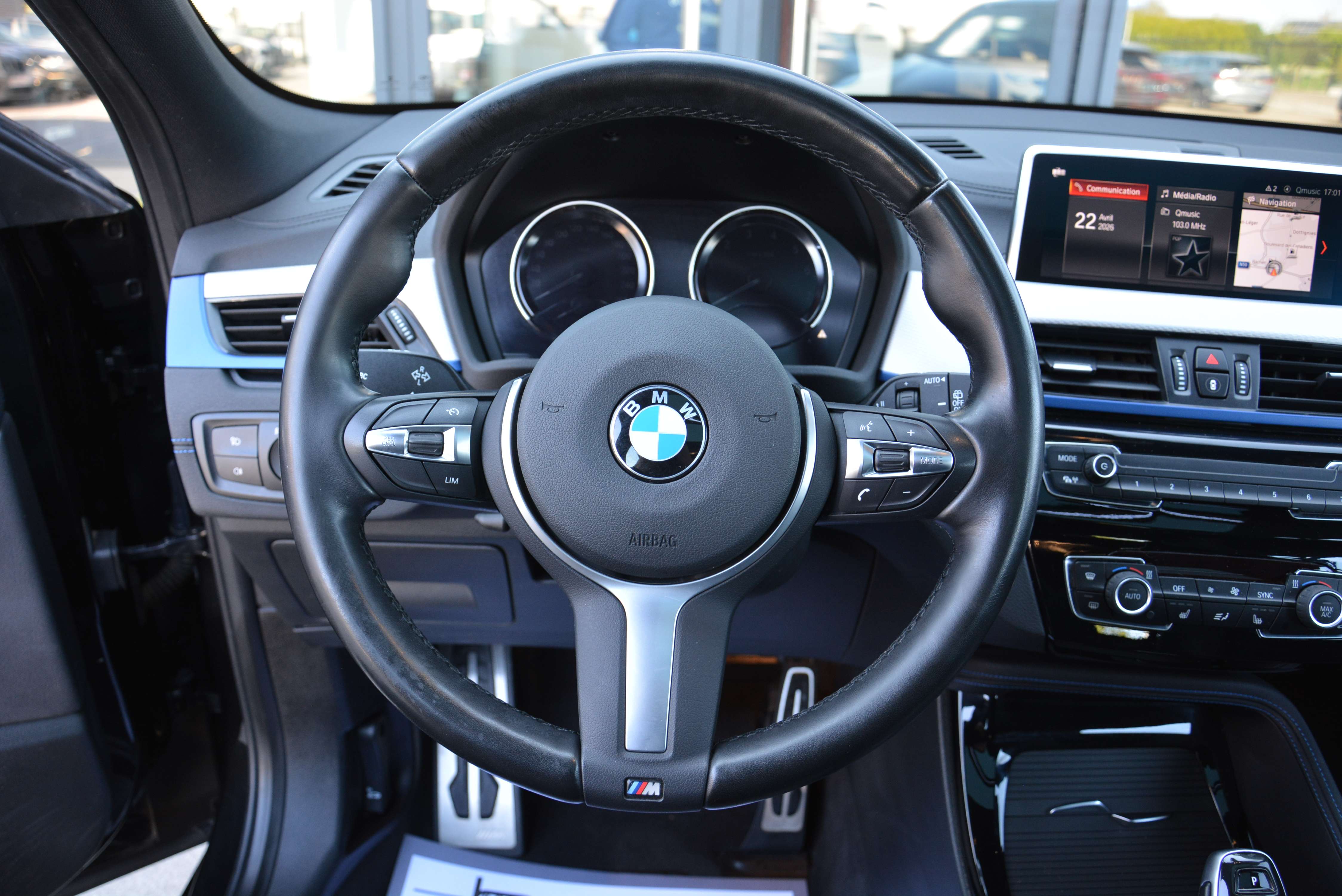 BMW X2 sDrive18i M-Sport/Pano/Memory seats/Keyless/Alus 19"