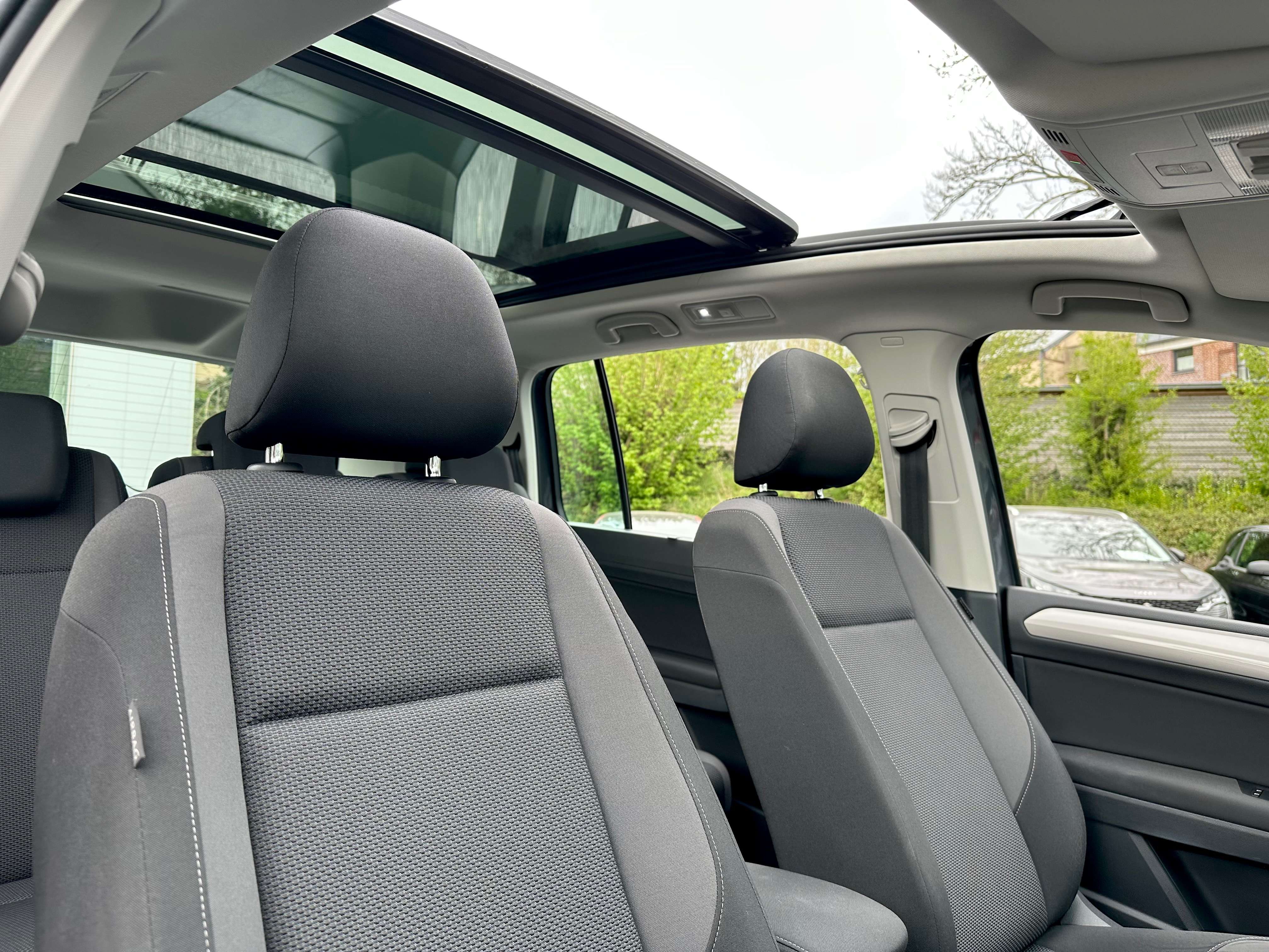 Volkswagen Touran 2.0 TDI*16 107€ HTVA*TOIT PANO*1ER PROP*GARANTIE