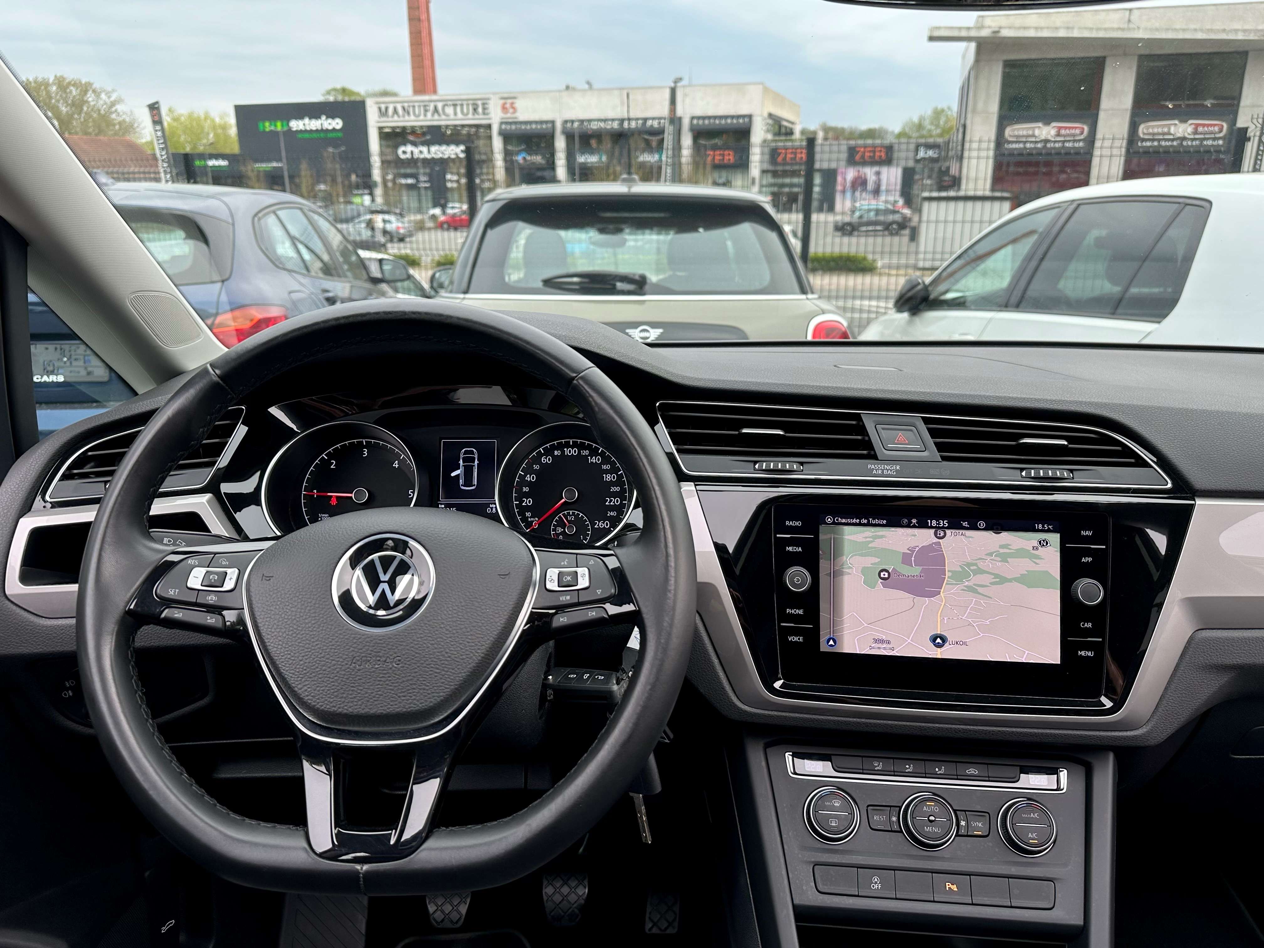 Volkswagen Touran 2.0 TDI*16 107€ HTVA*TOIT PANO*1ER PROP*GARANTIE