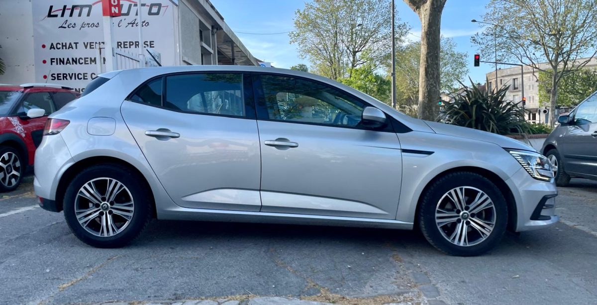 Renault Megane IV 1.5 Blue dCi 115ch Evolution EDC *1ère MAIN*