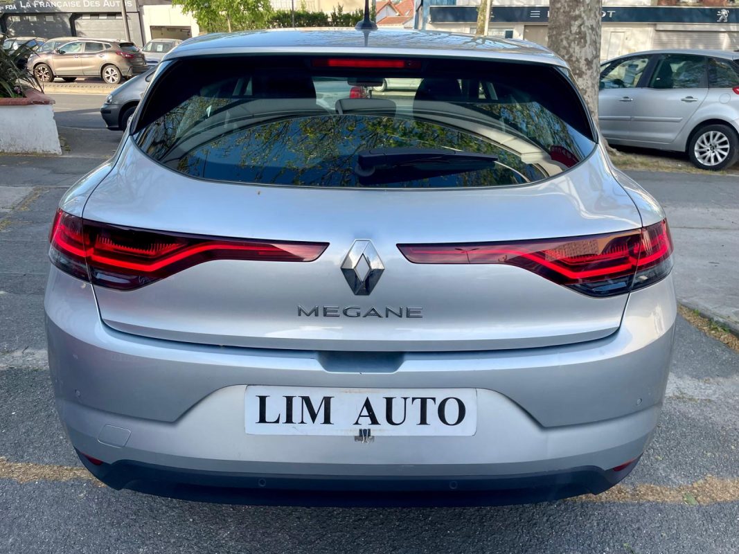 Renault Megane IV 1.5 Blue dCi 115ch Evolution EDC *1ère MAIN*