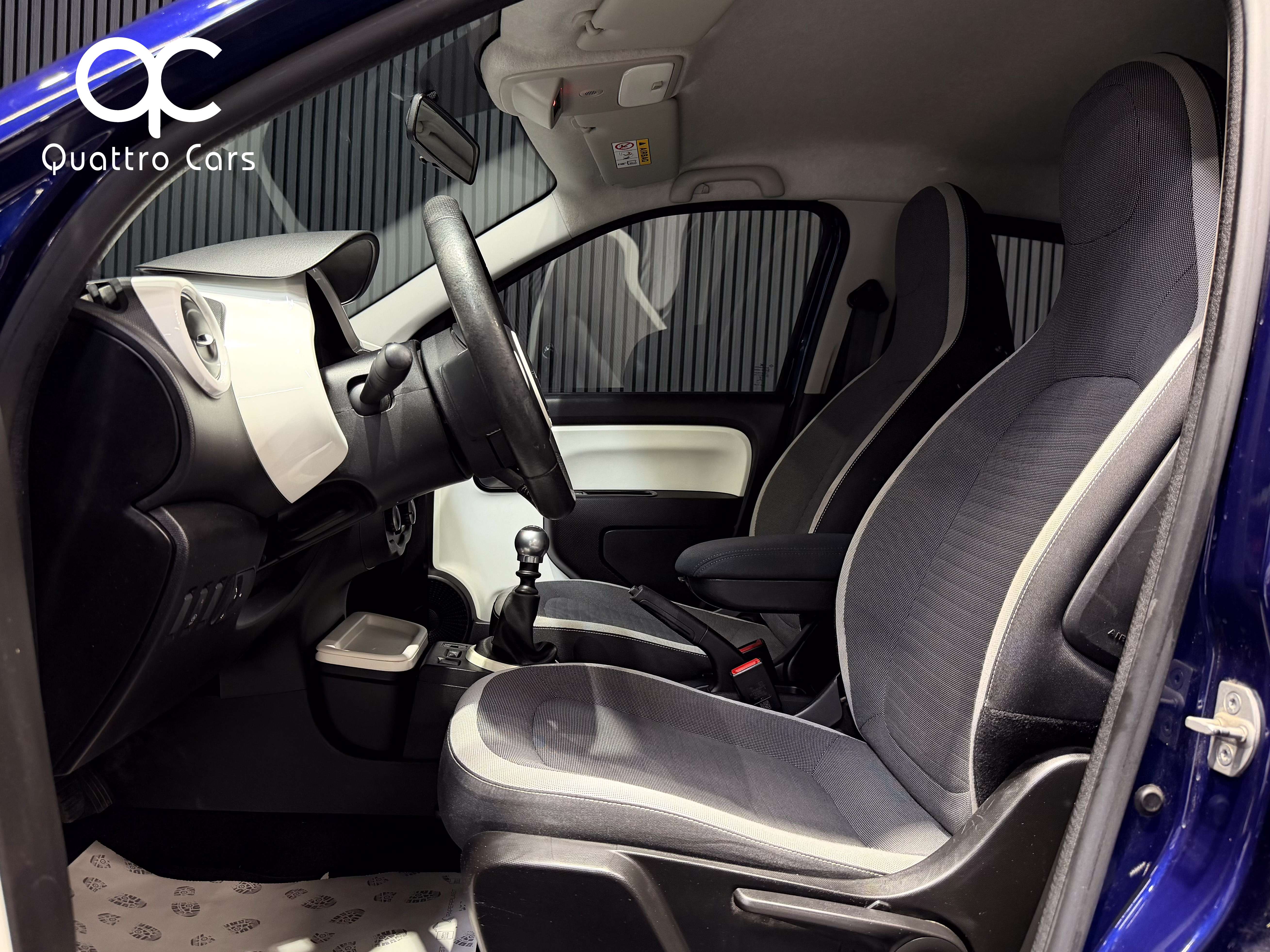 Renault Twingo 0.9 TCe 90 Ch - Beau look - Bluetooth - Clim